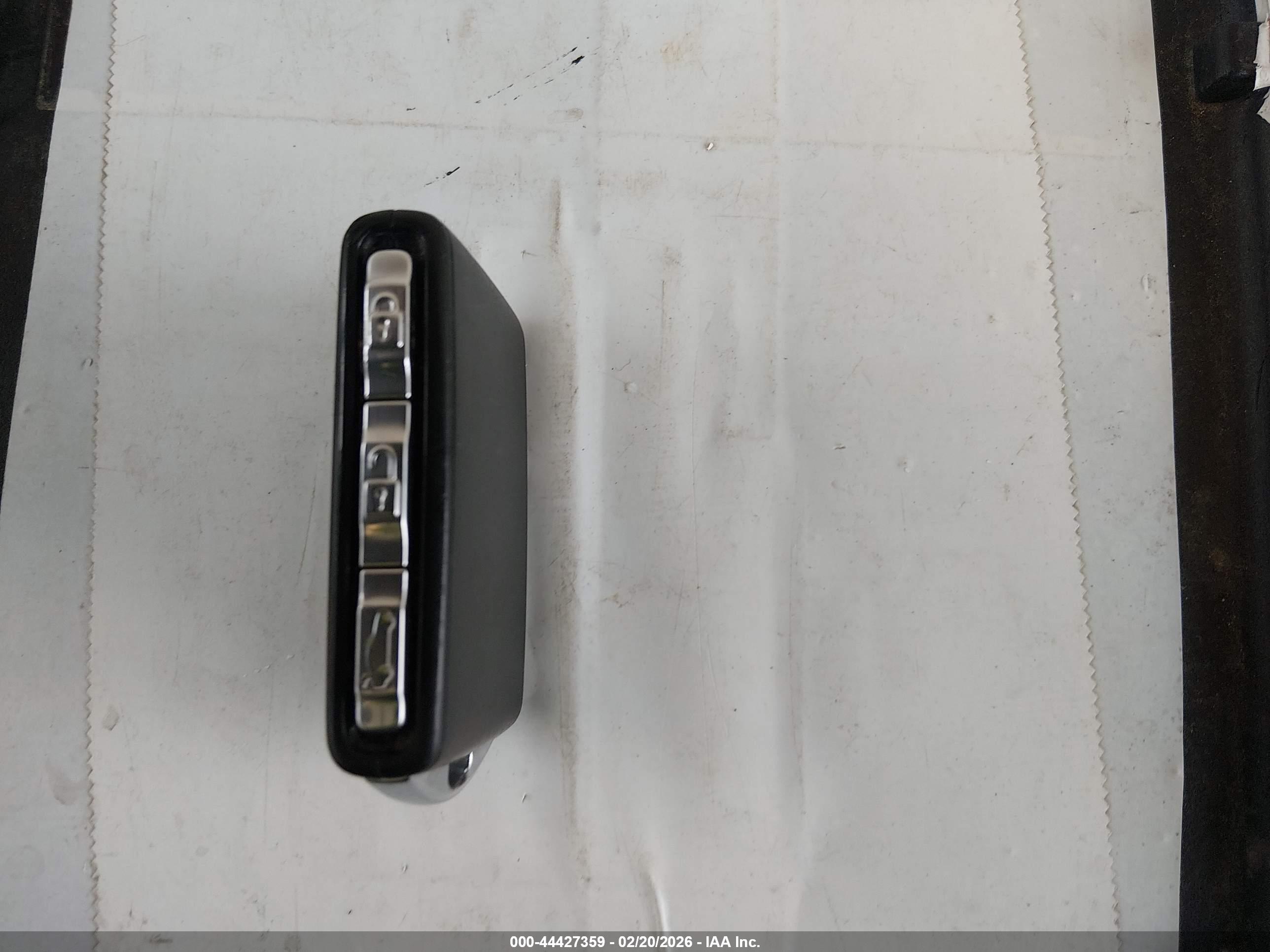 VOLVO XC90 image 11