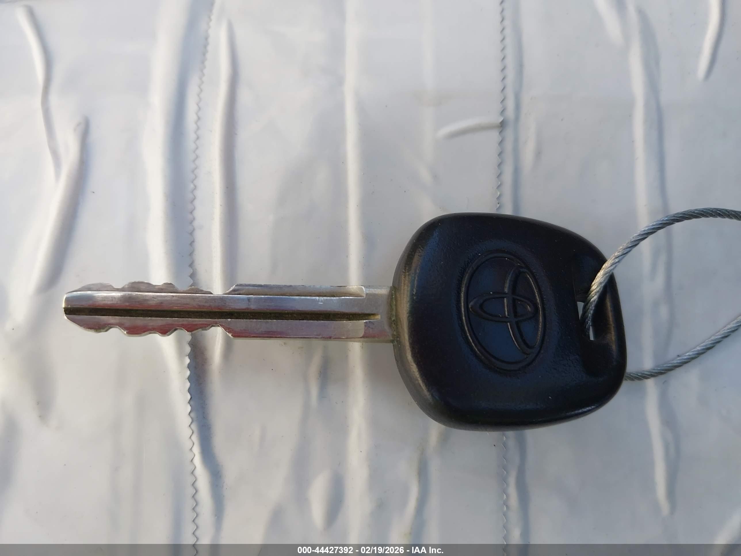TOYOTA COROLLA image 11