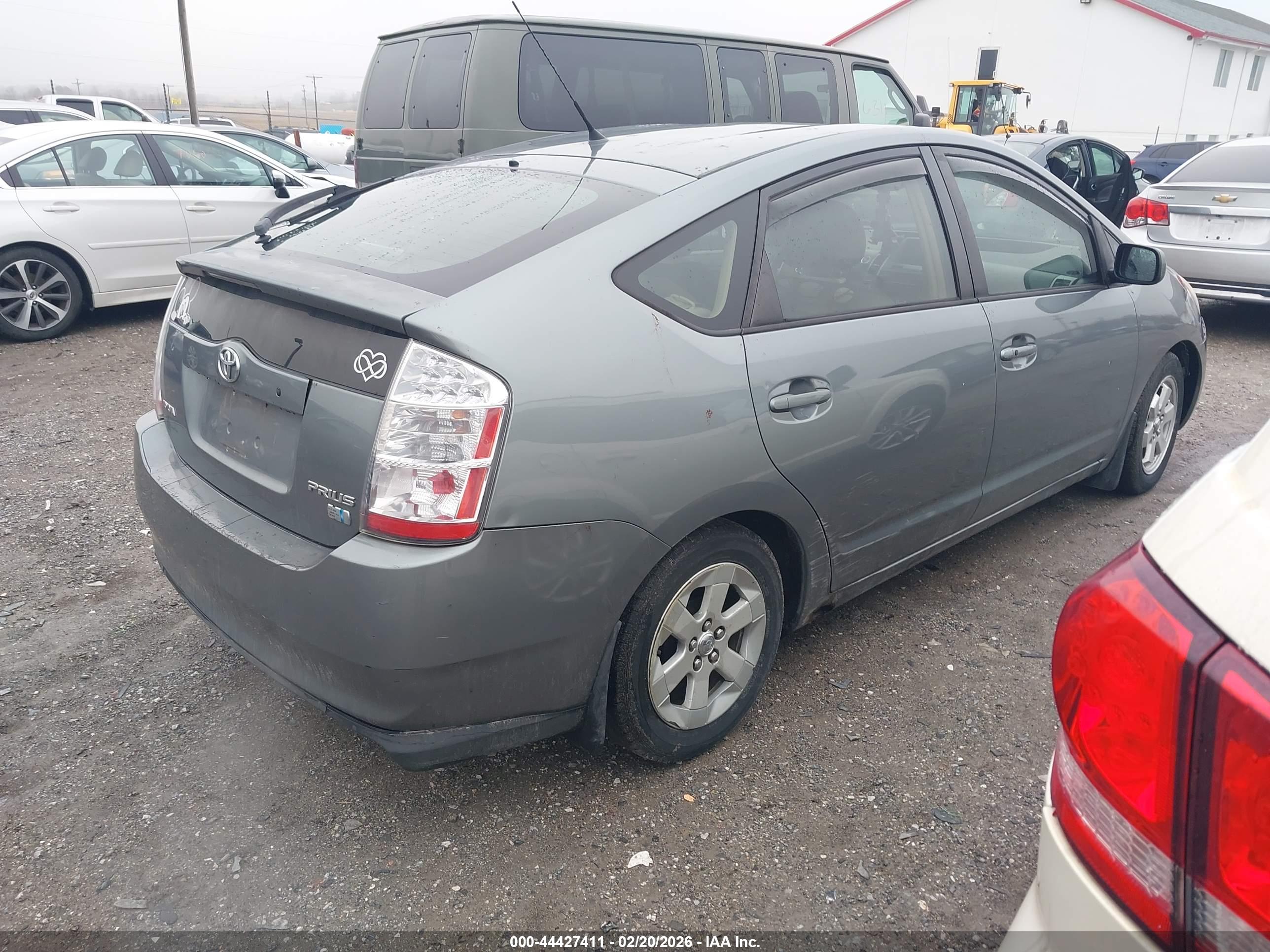 TOYOTA PRIUS image 4