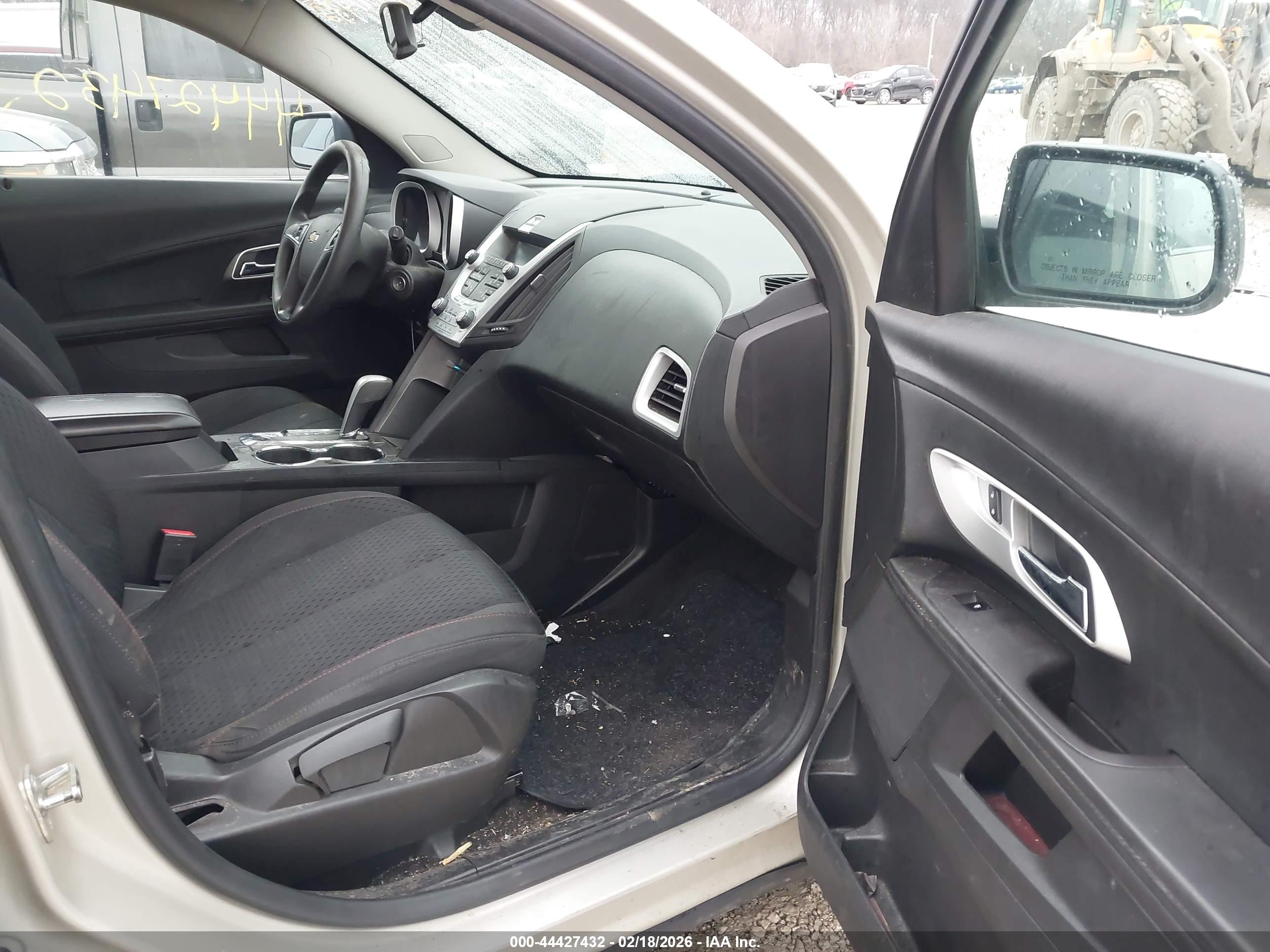 CHEVROLET EQUINOX image 5