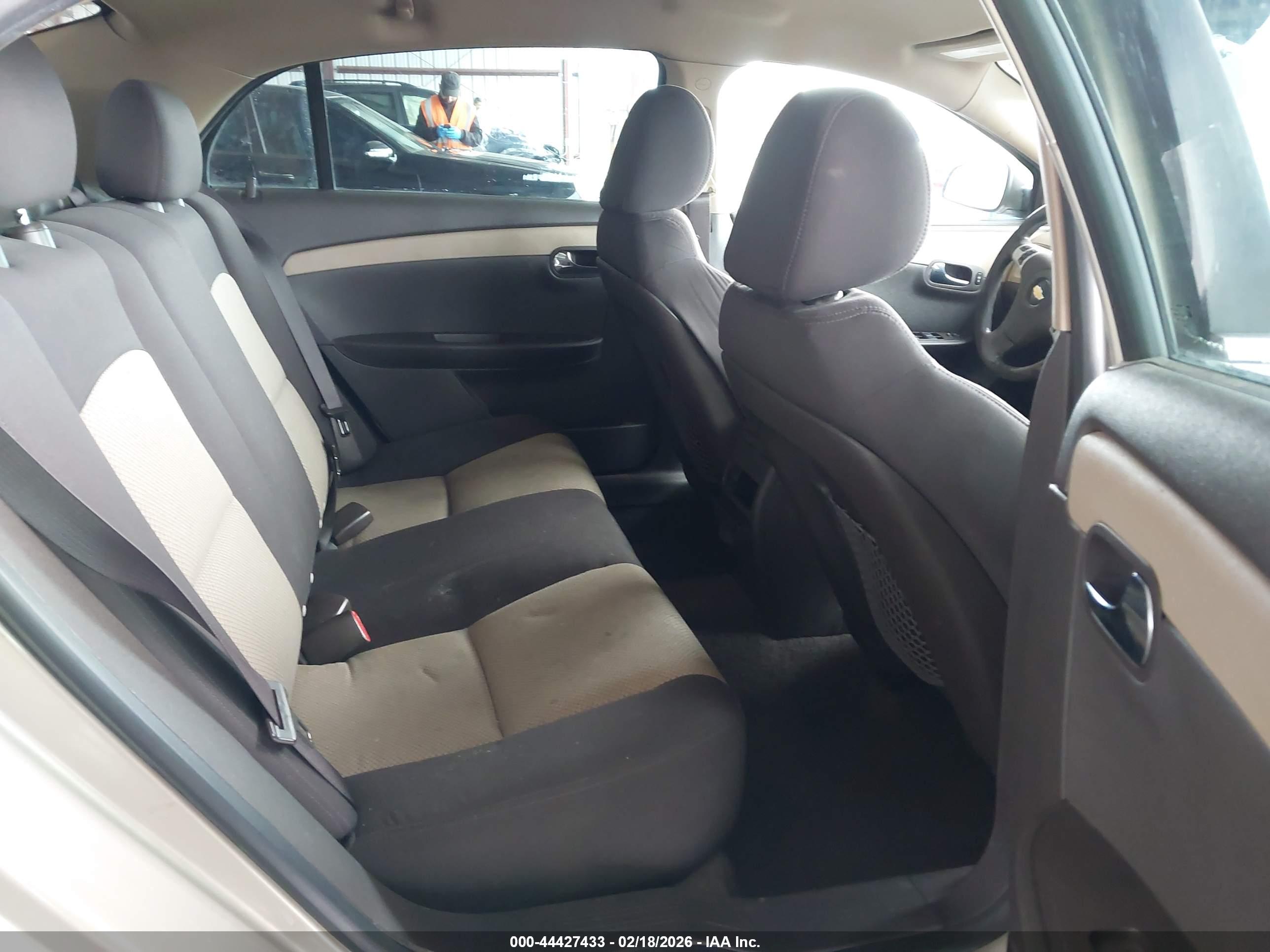 CHEVROLET MALIBU image 8