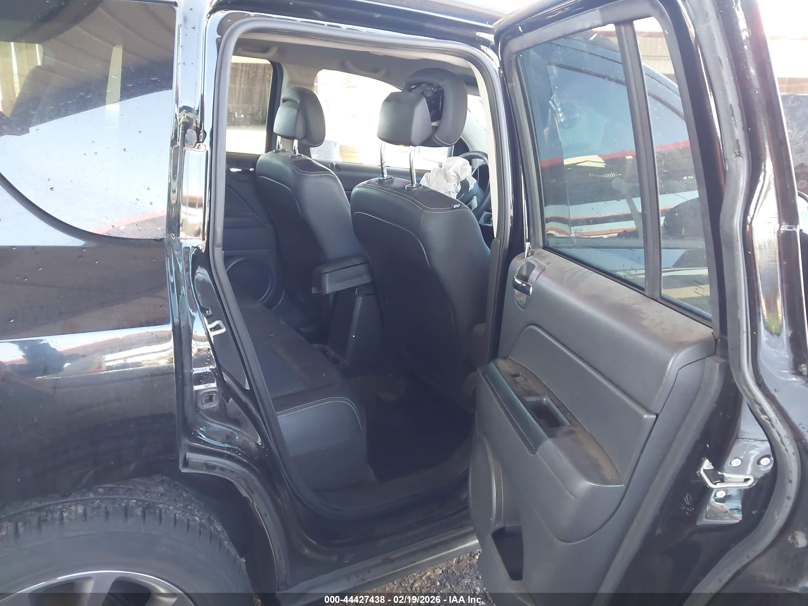 JEEP COMPASS image 8