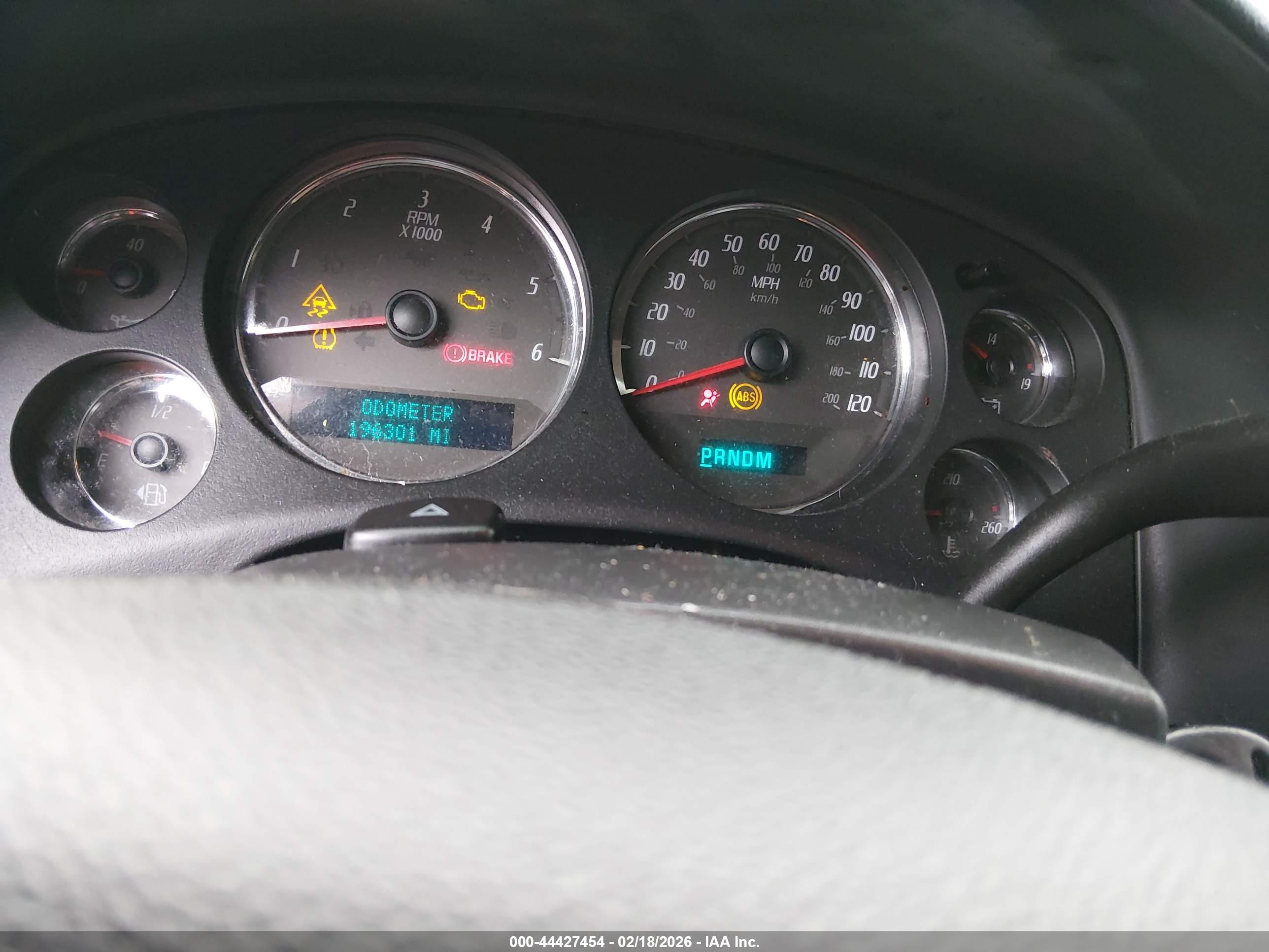 GMC YUKON image 7