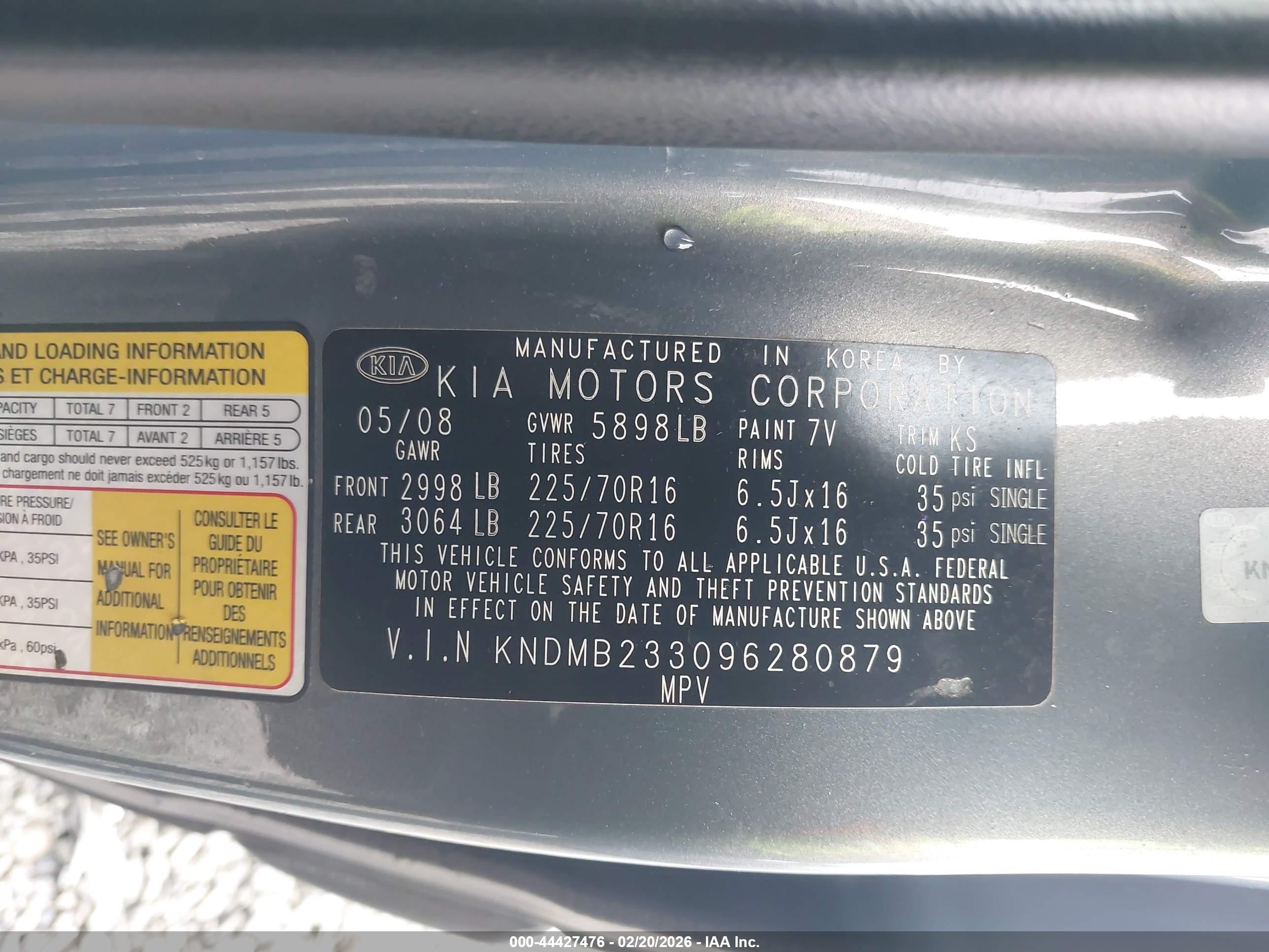 KIA SEDONA image 9
