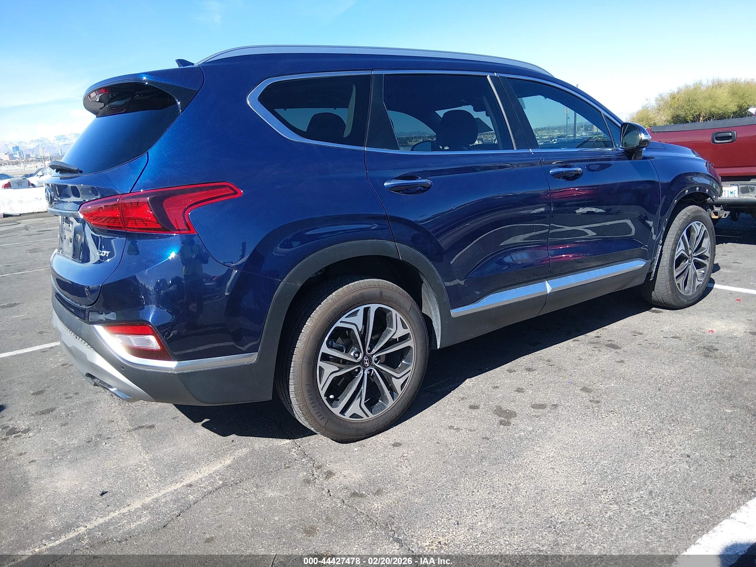 HYUNDAI SANTA image 4