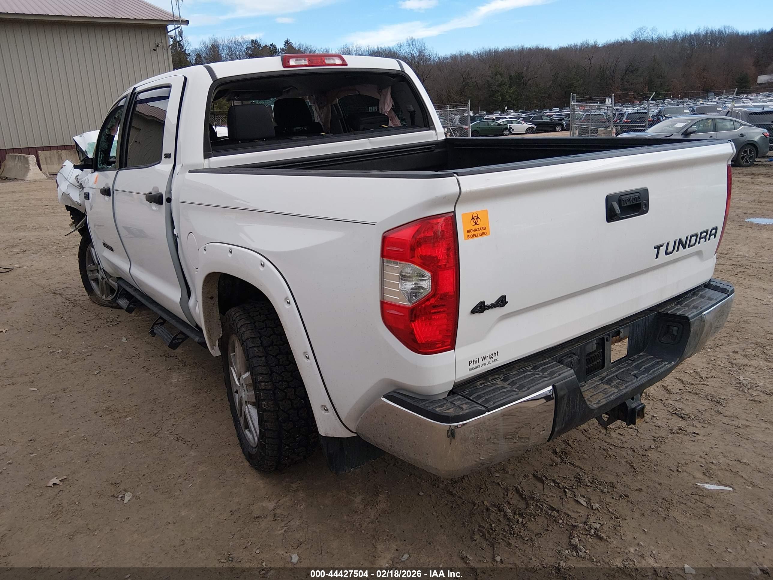 TOYOTA TUNDRA image 3