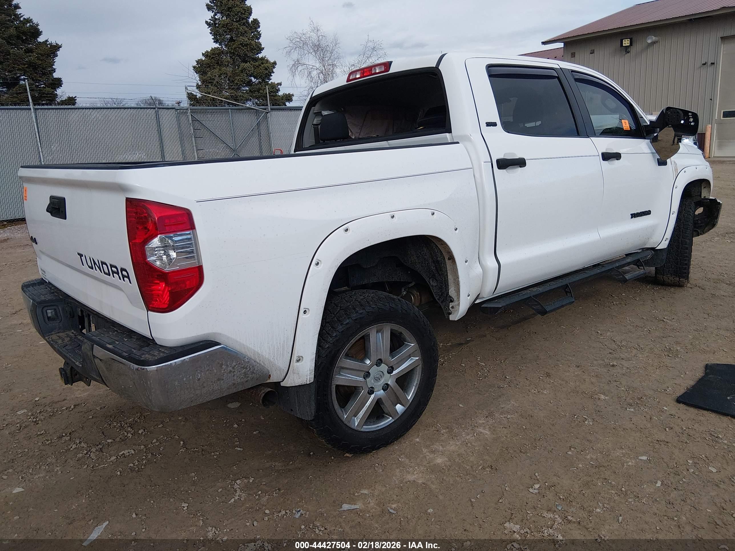 TOYOTA TUNDRA image 4