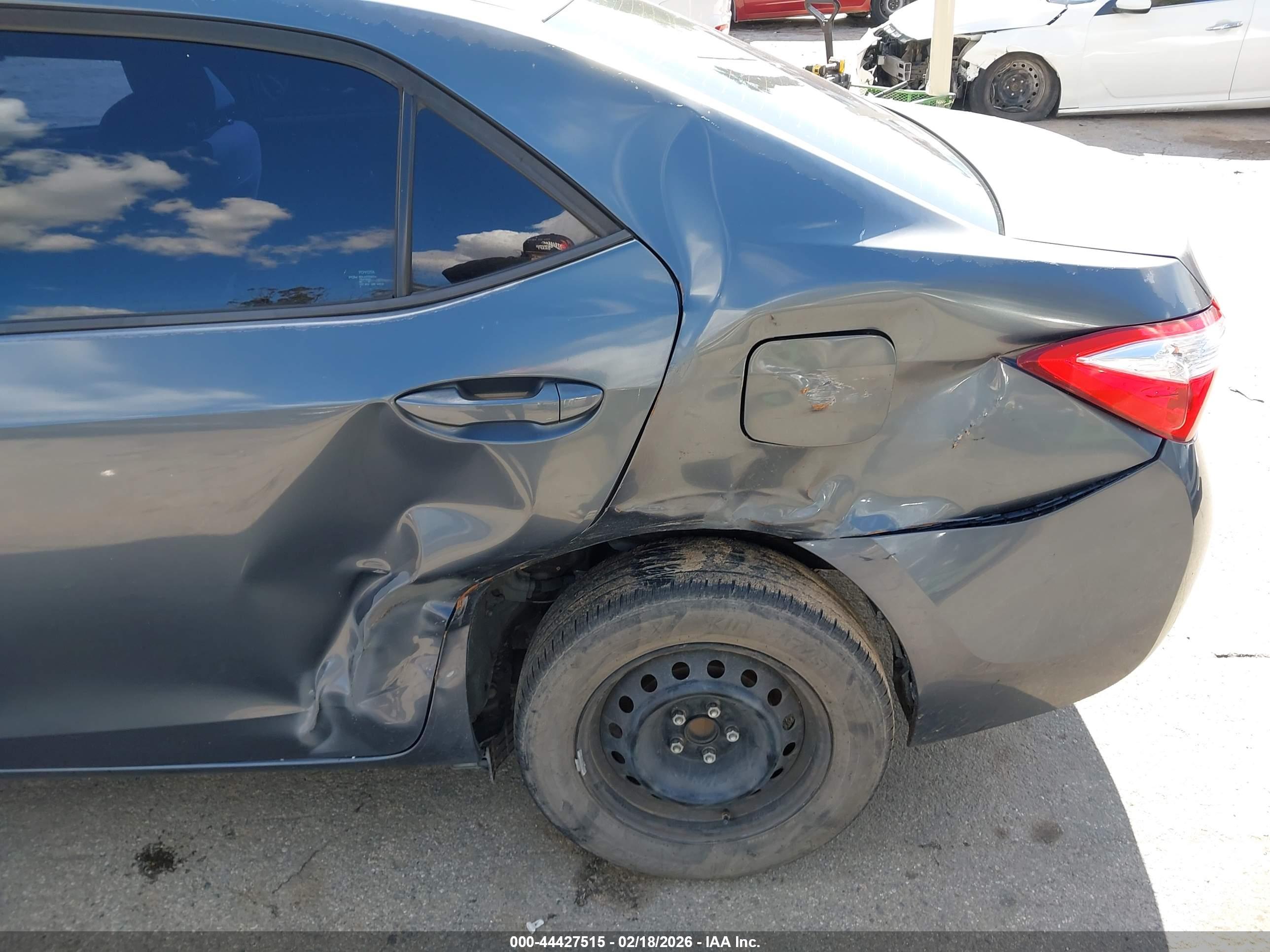 TOYOTA COROLLA image 6