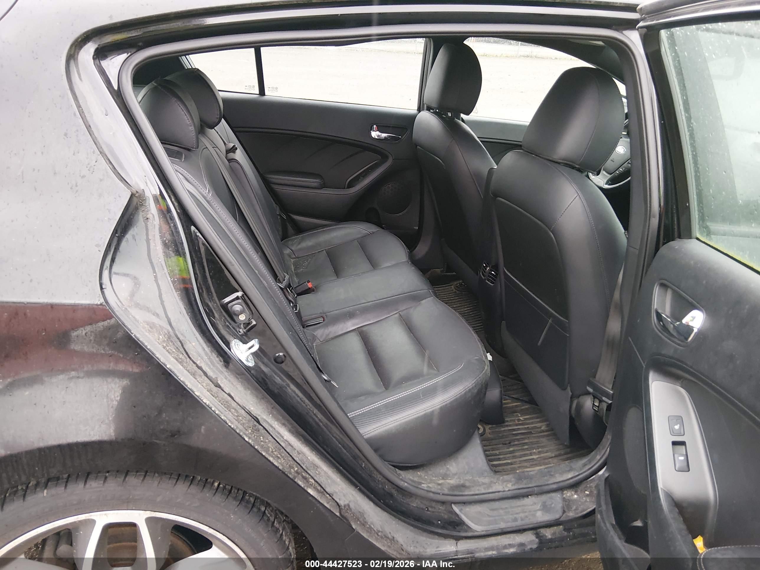 KIA FORTE image 8