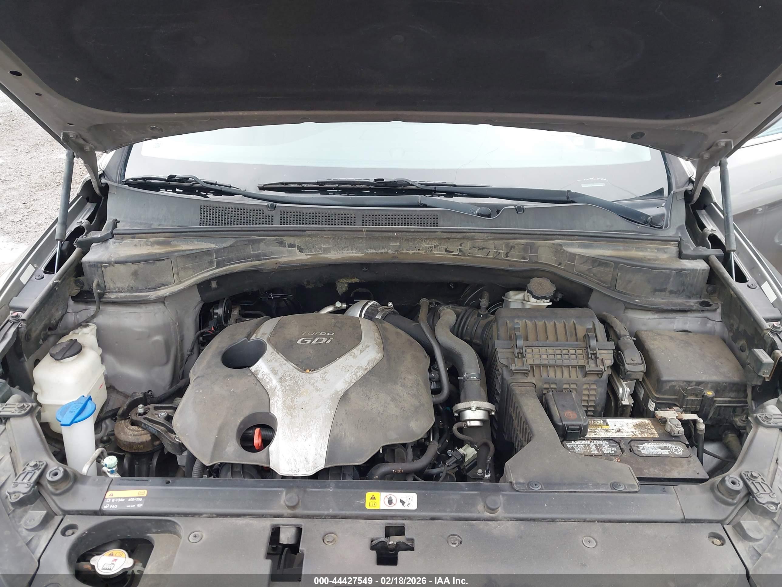 HYUNDAI SANTA image 10