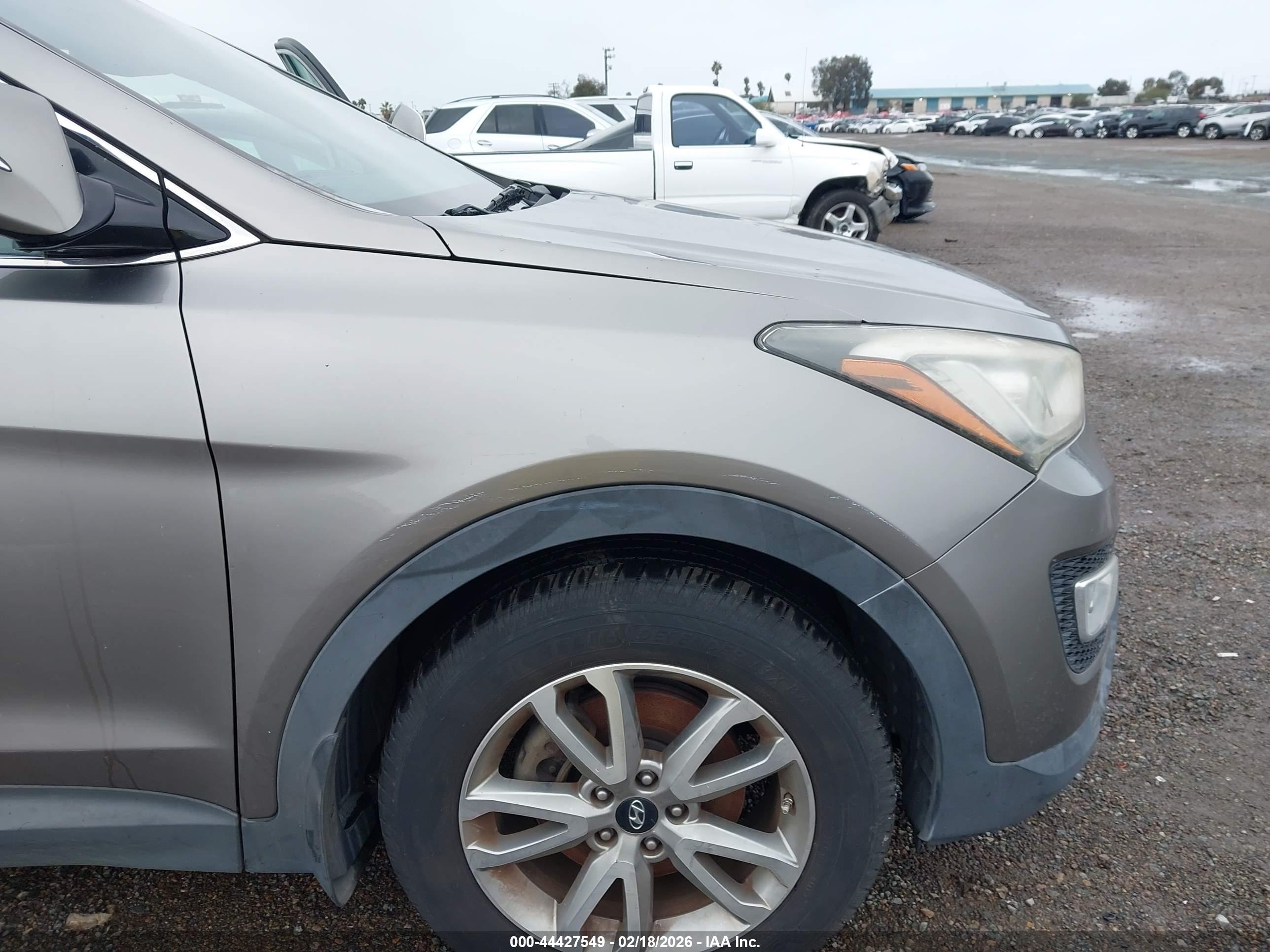 HYUNDAI SANTA image 6