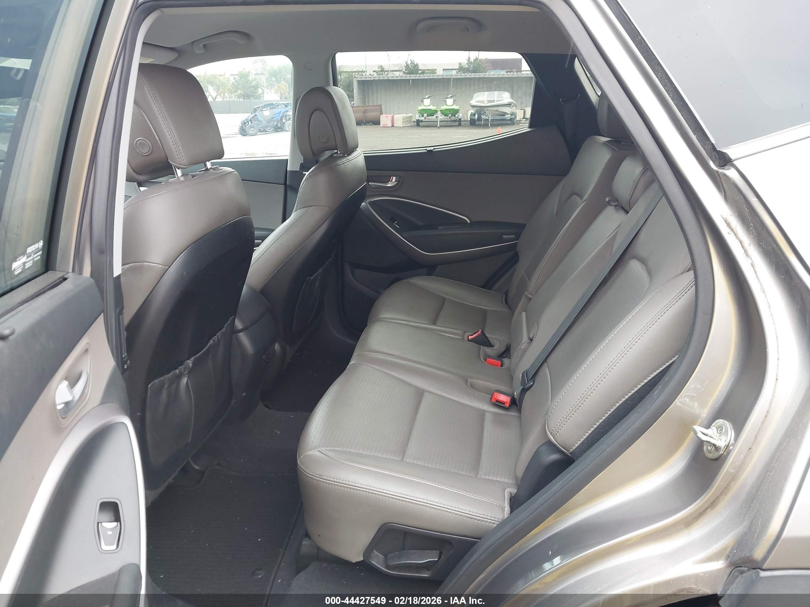 HYUNDAI SANTA image 8