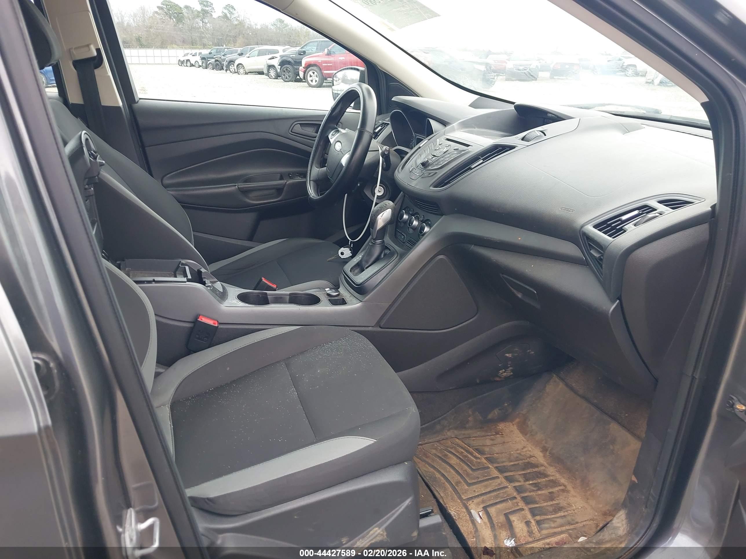 FORD ESCAPE image 5