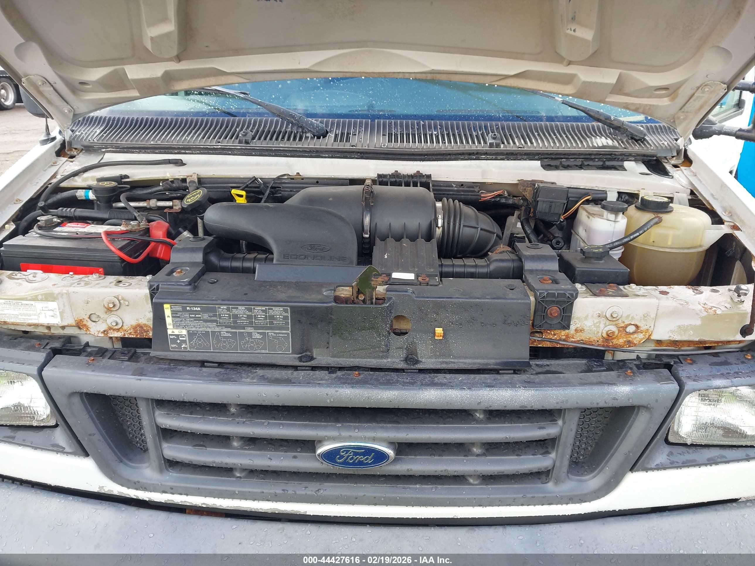 FORD E-150 image 10