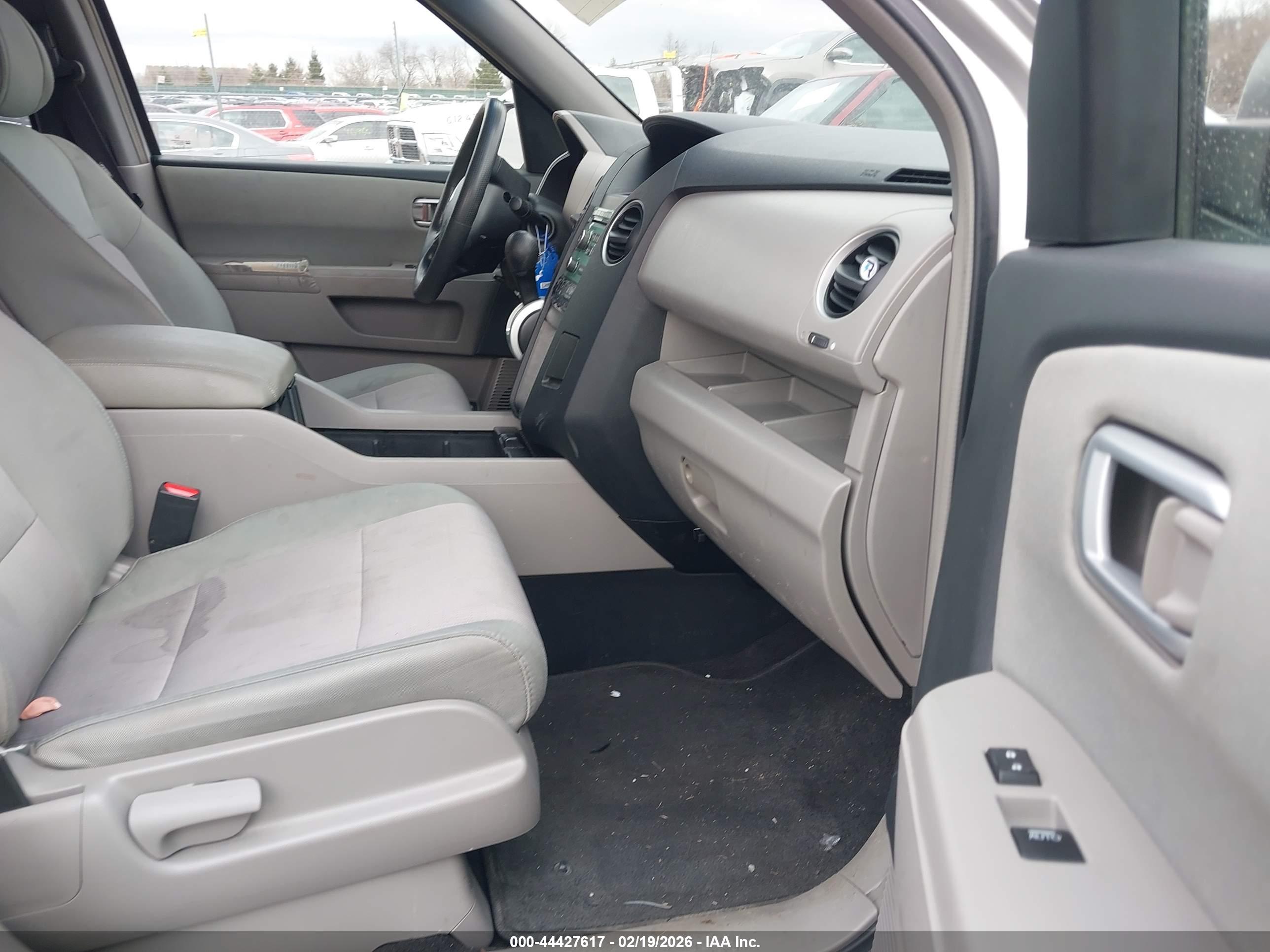 HONDA PILOT image 5