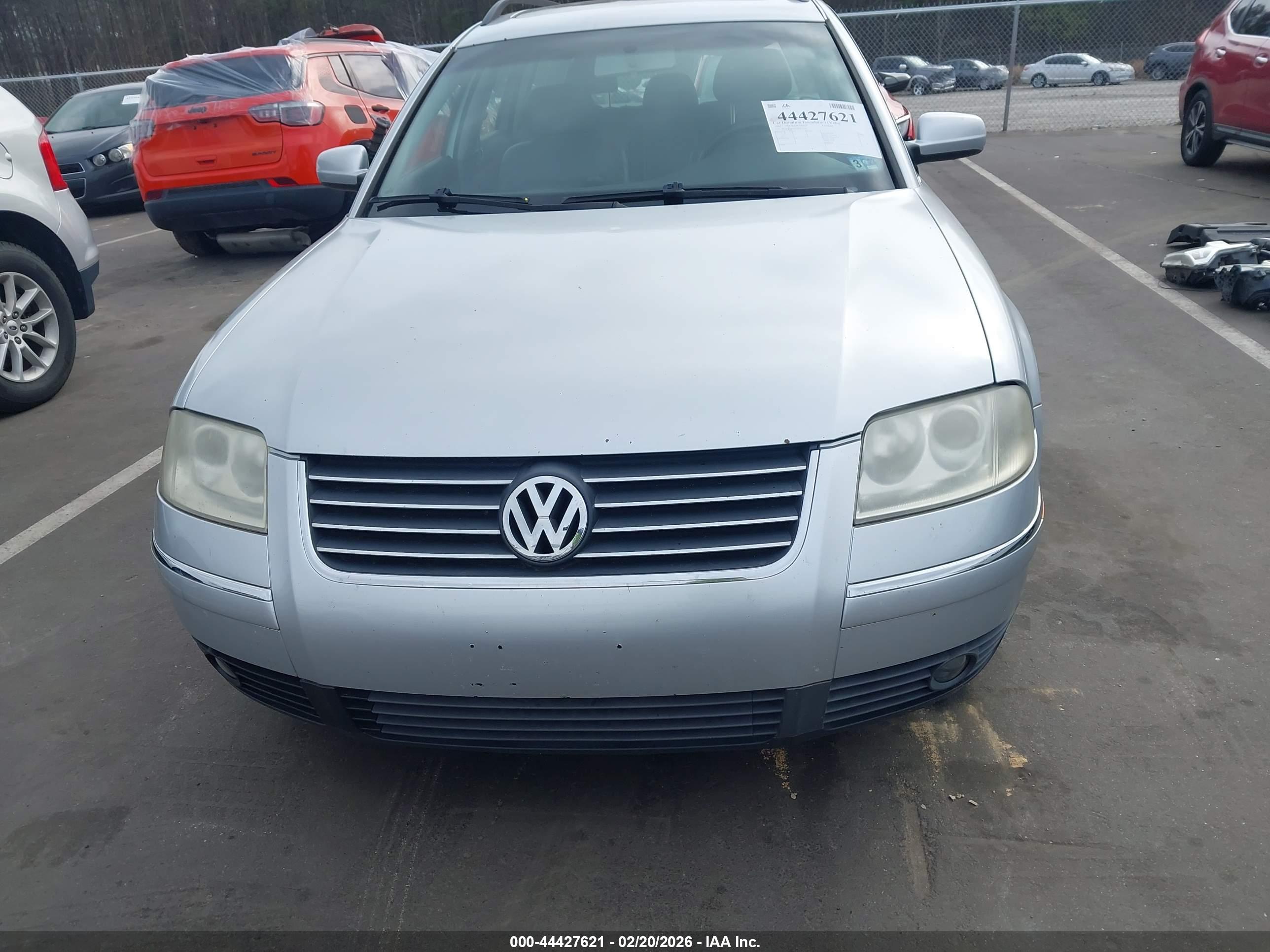 VOLKSWAGEN PASSAT image 6