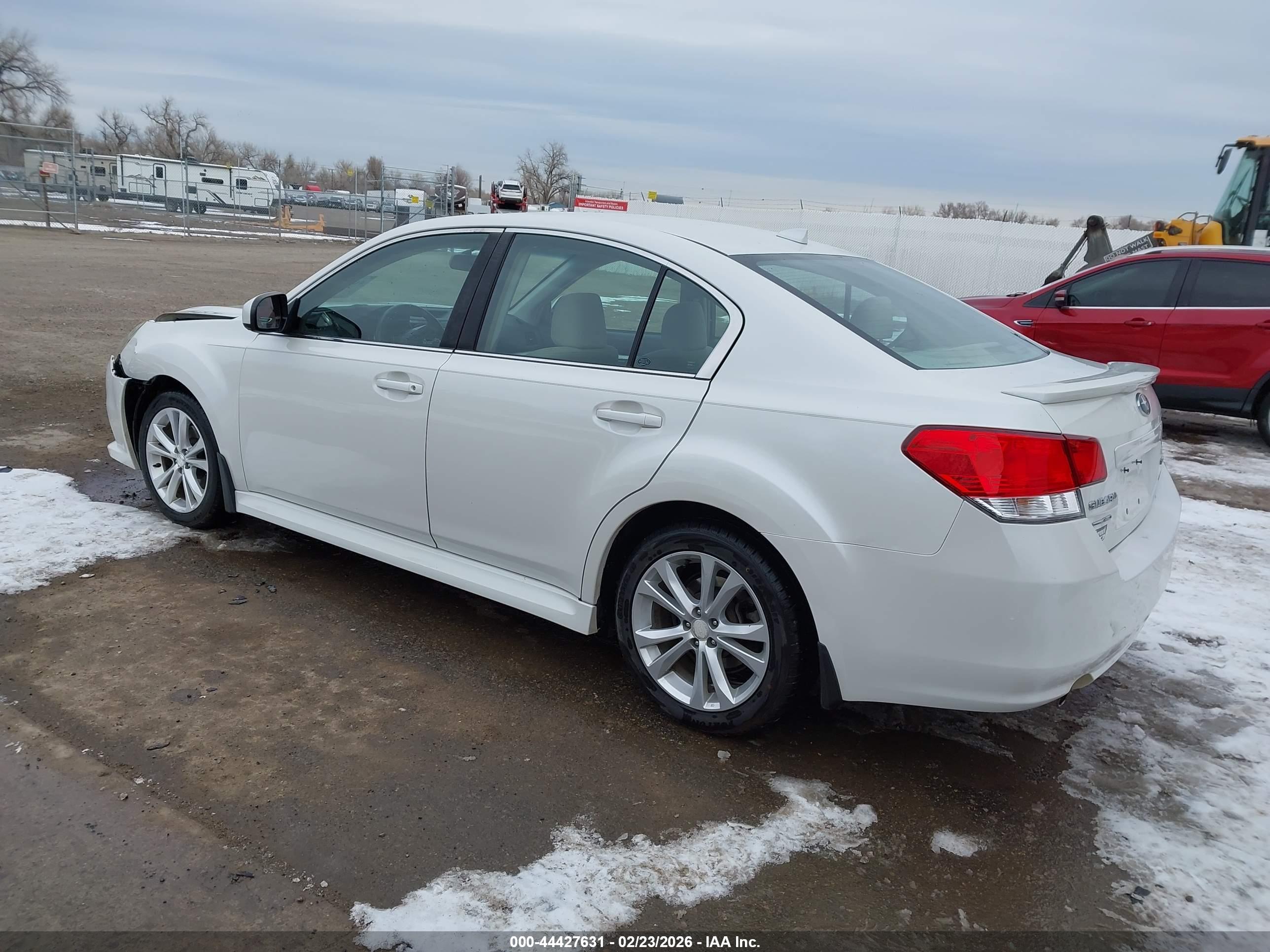 SUBARU LEGACY image 3