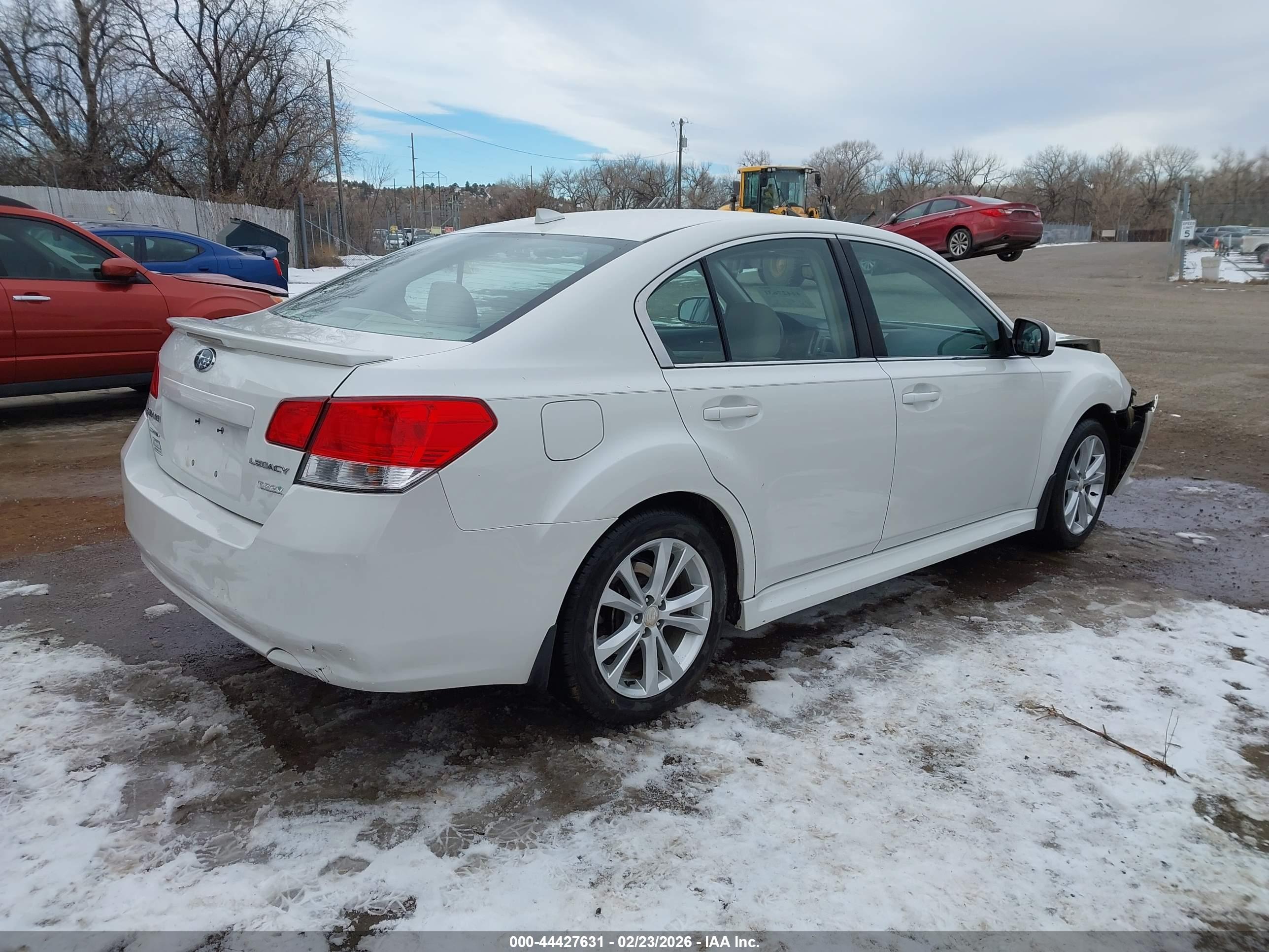 SUBARU LEGACY image 4