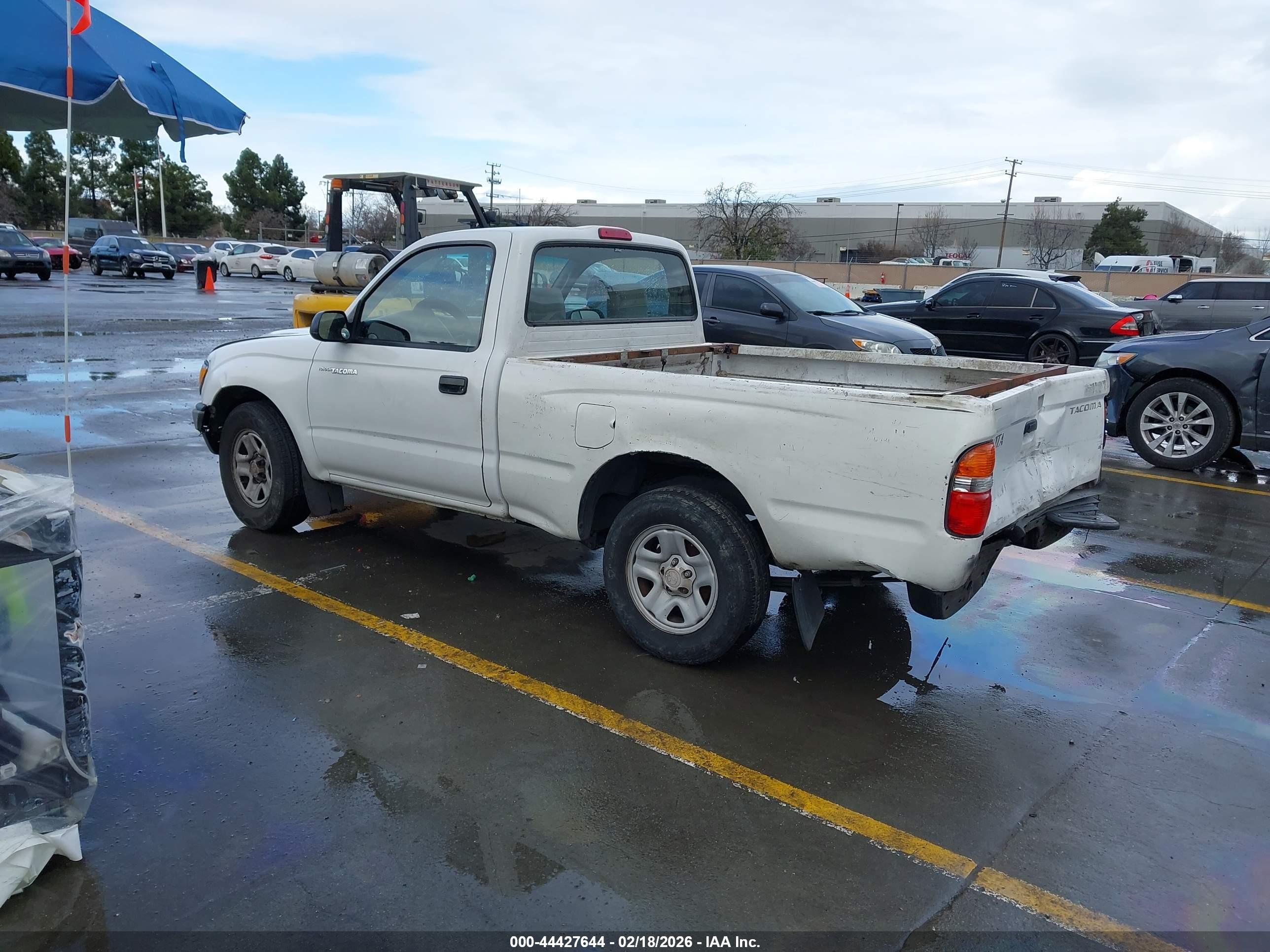 TOYOTA TACOMA image 3