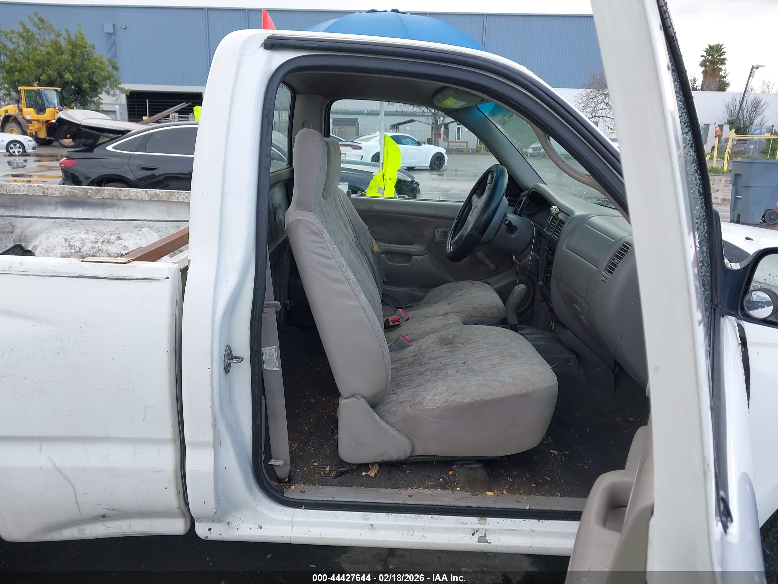 TOYOTA TACOMA image 8
