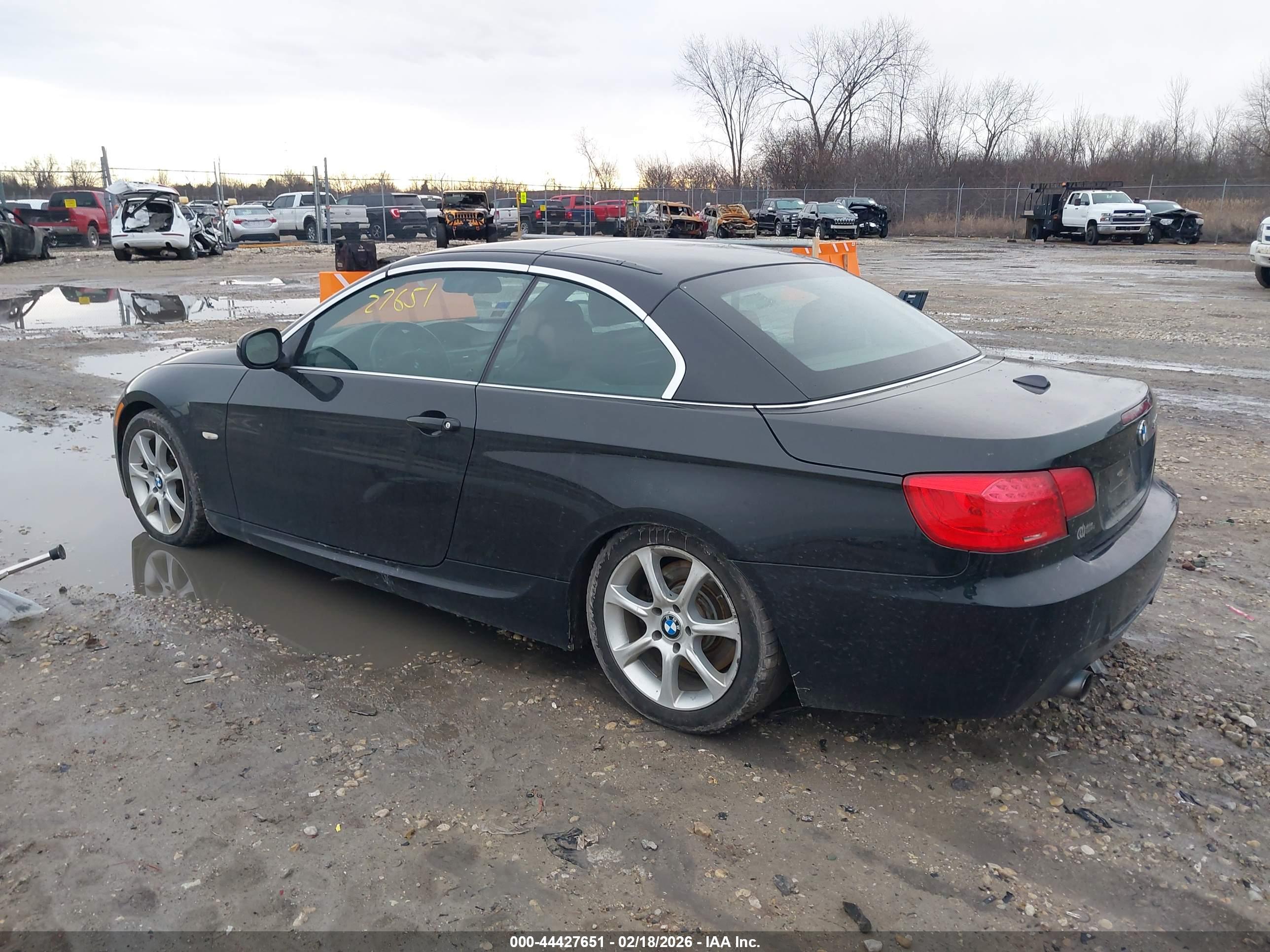 BMW 335I image 3
