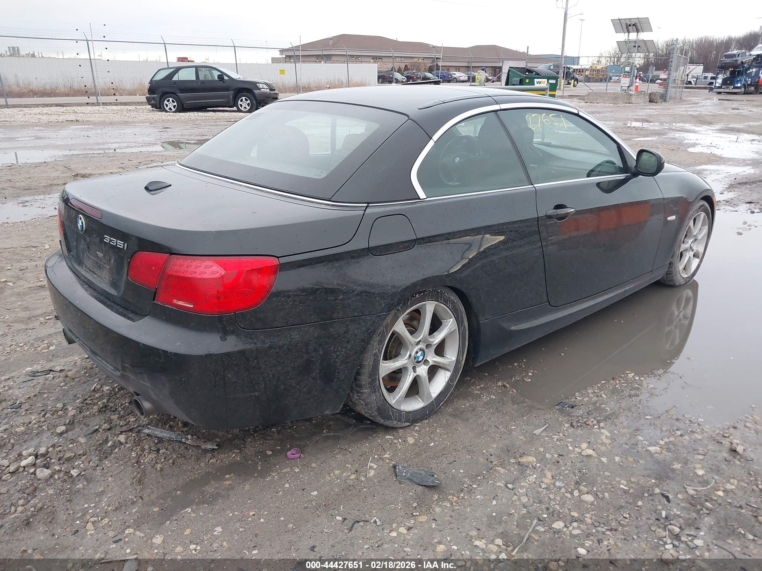BMW 335I image 4