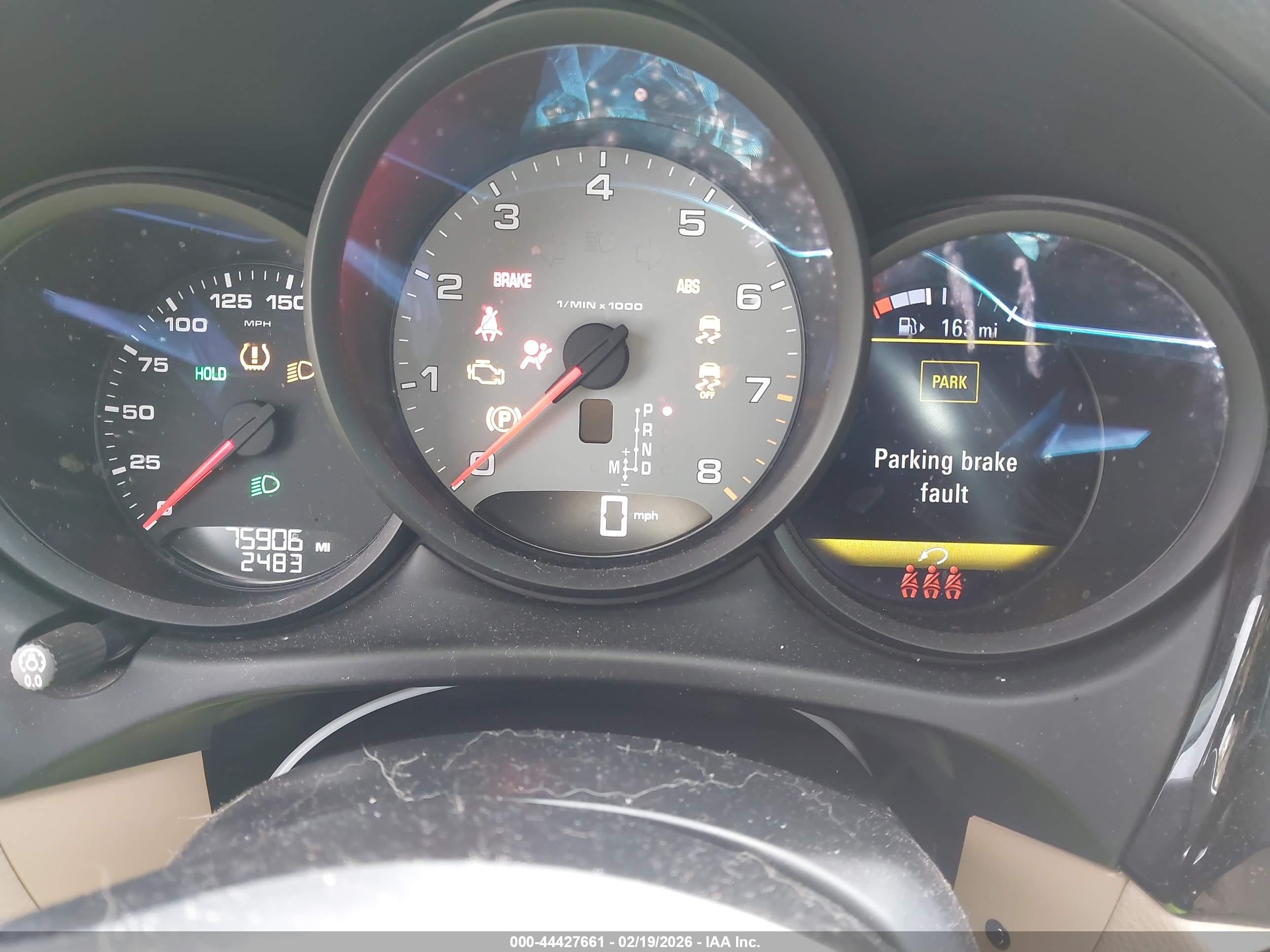 PORSCHE MACAN image 7