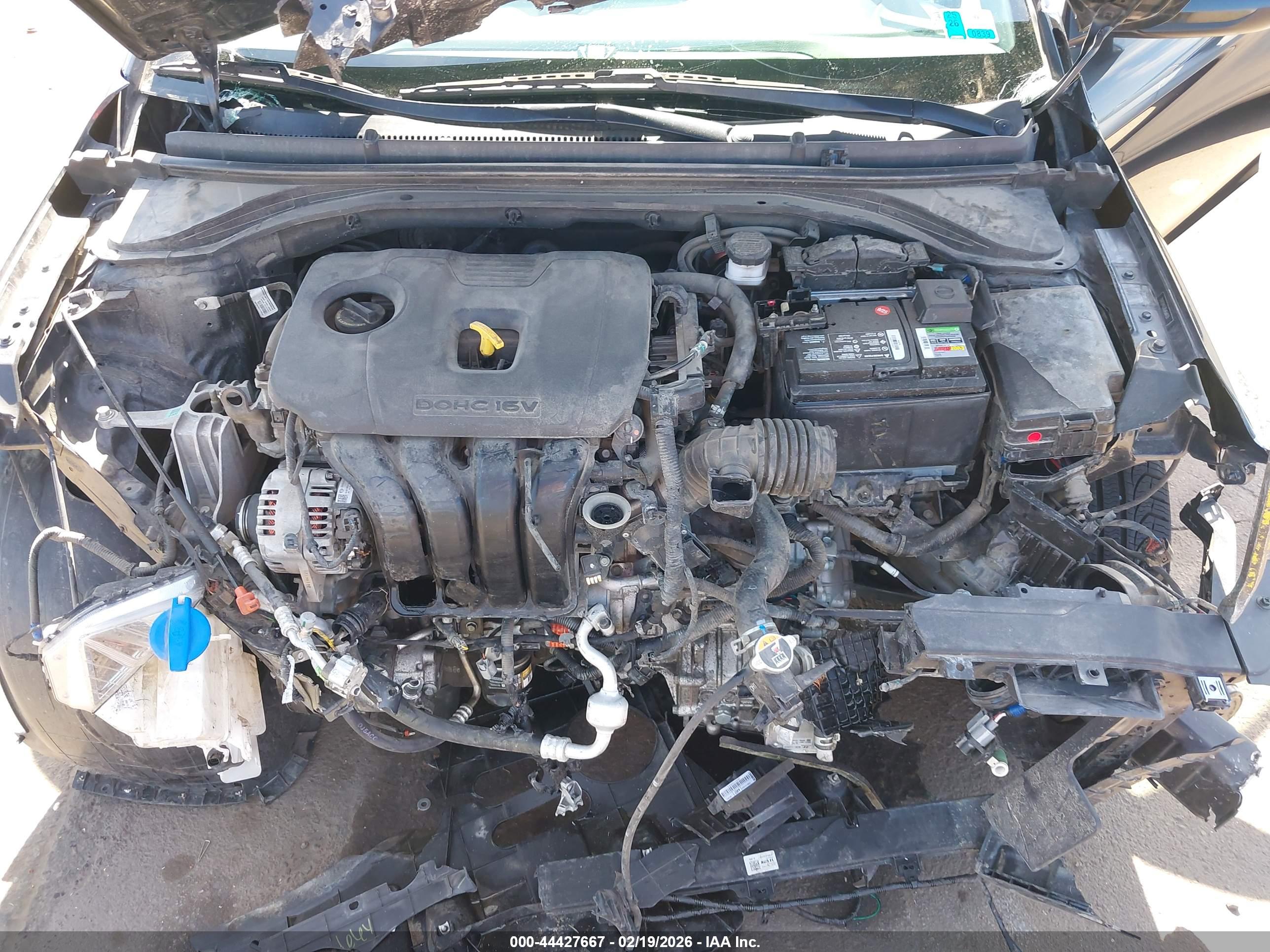 HYUNDAI ELANTRA image 10