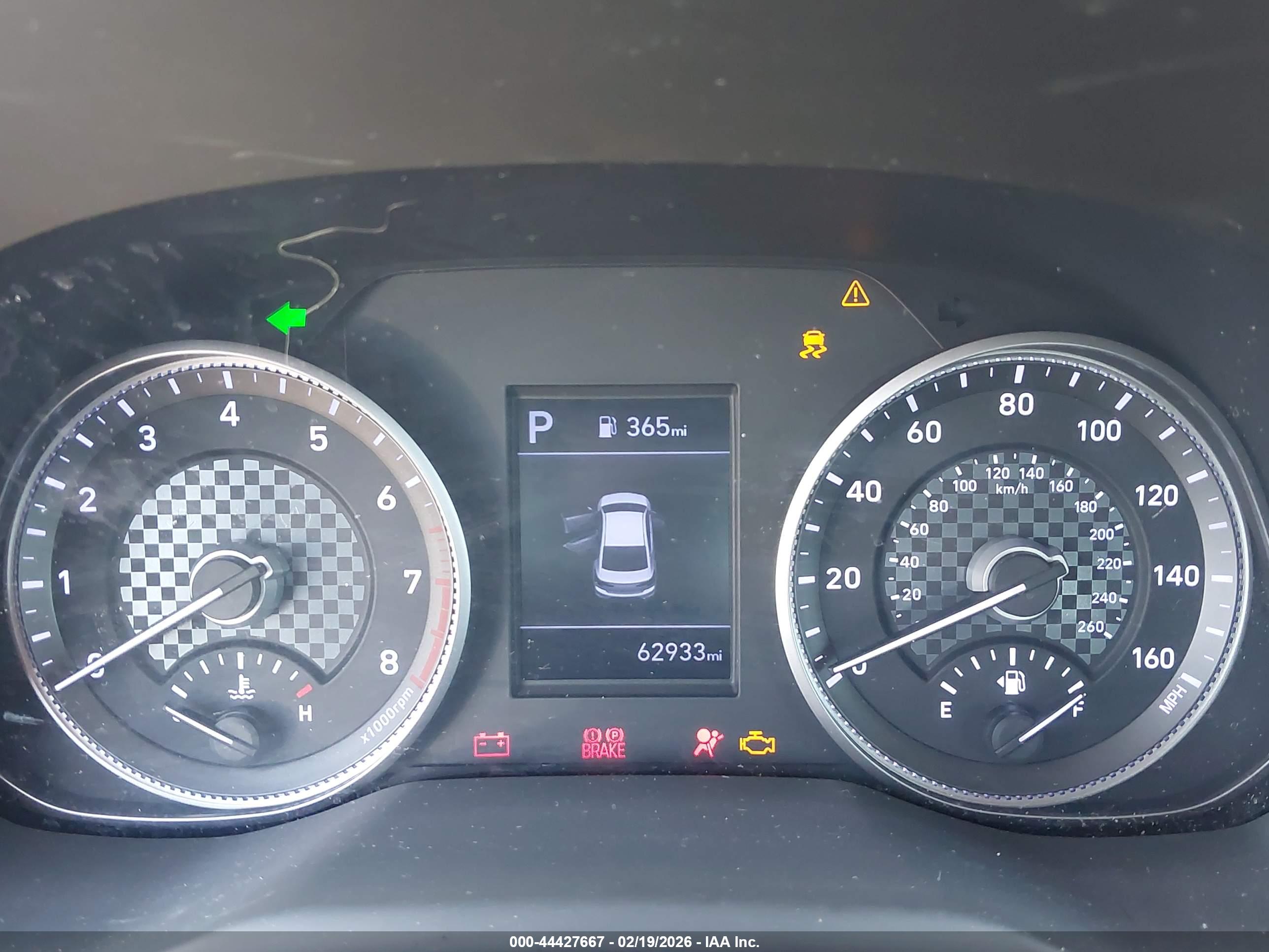 HYUNDAI ELANTRA image 7