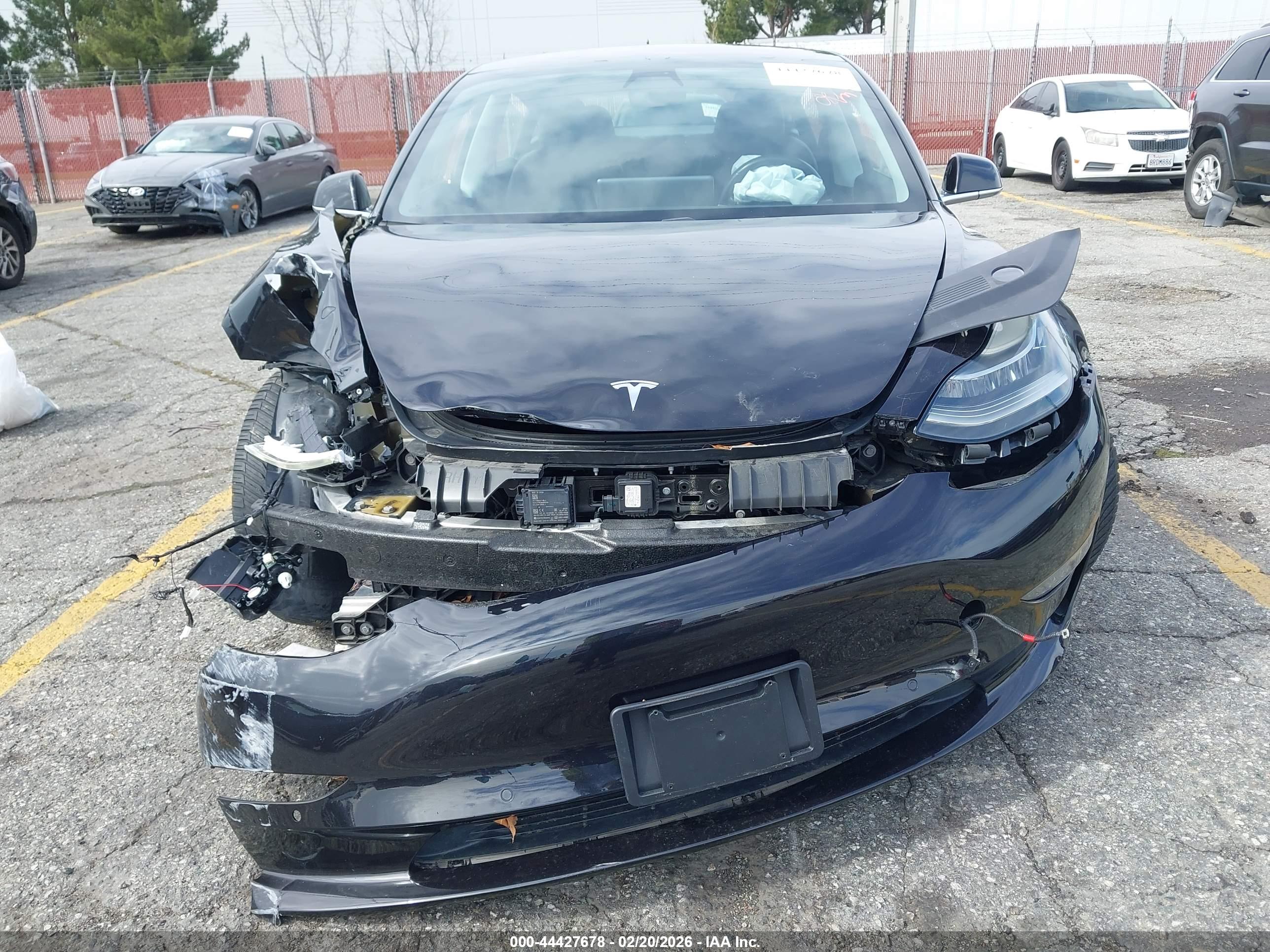 TESLA MODEL image 6