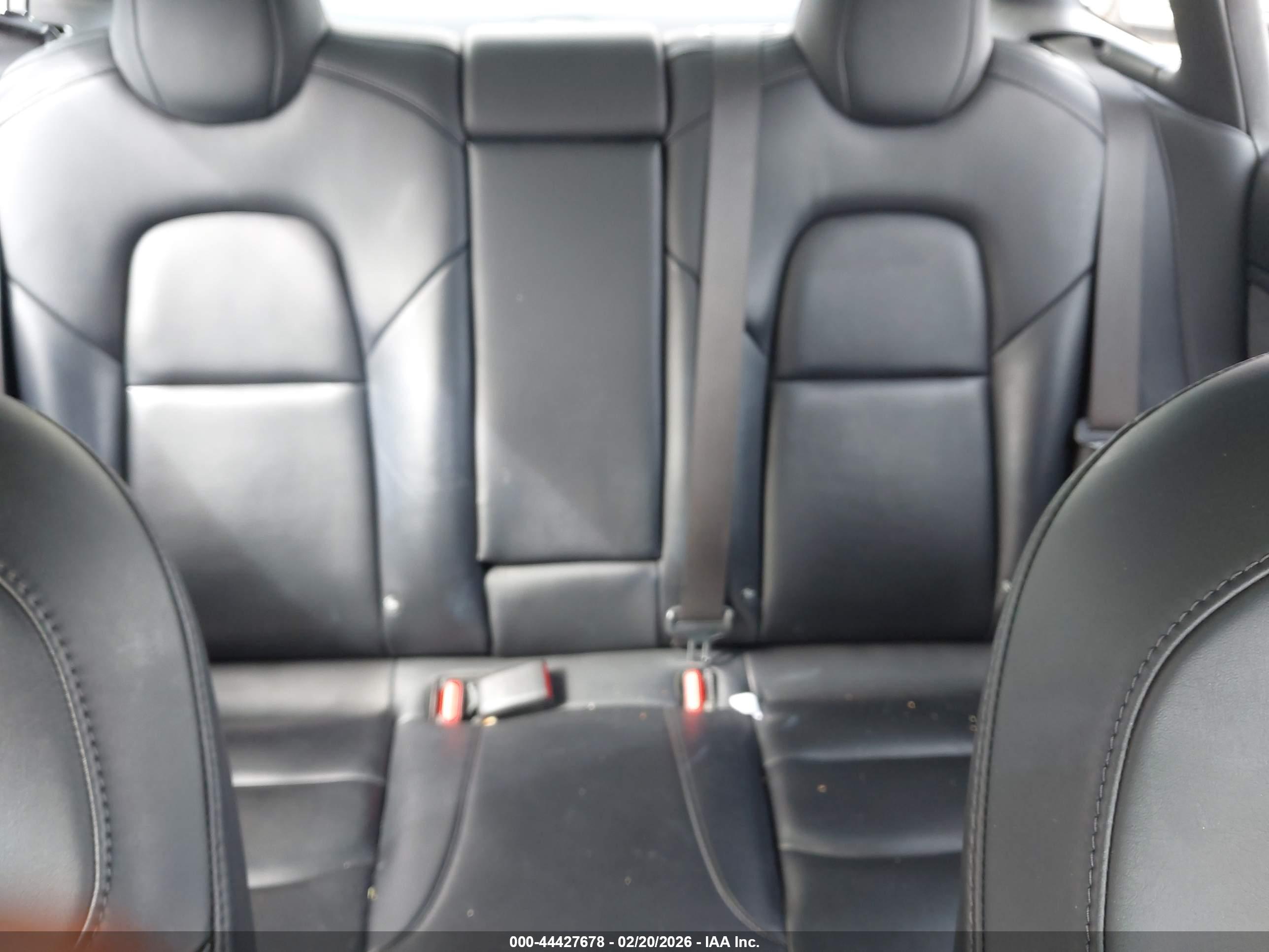 TESLA MODEL image 8
