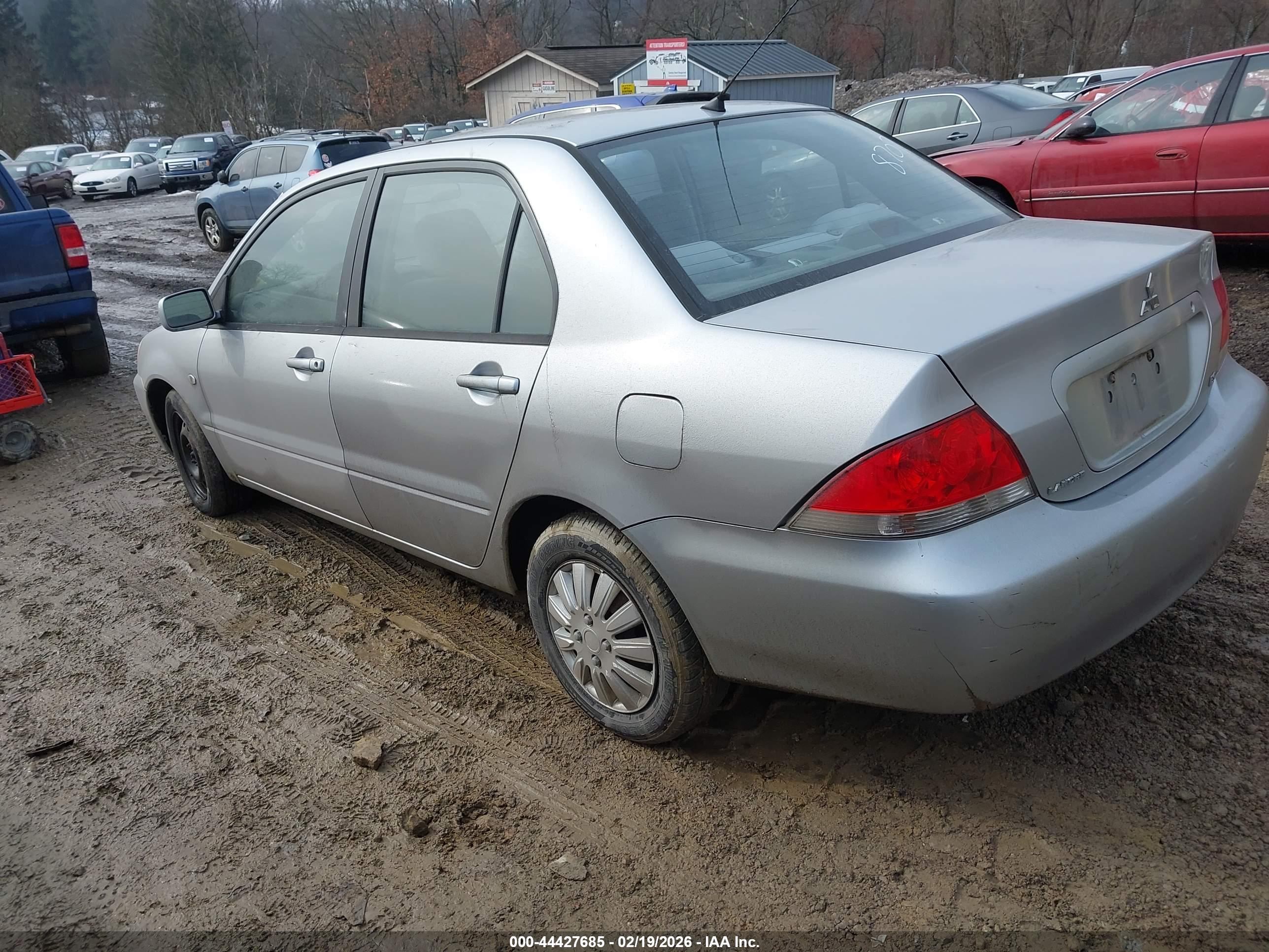 MITSUBISHI LANCER image 3