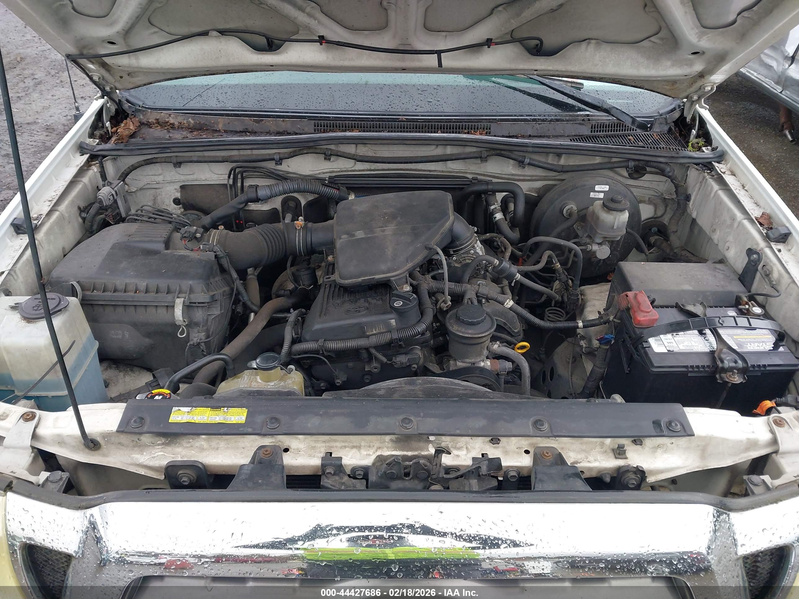 TOYOTA TACOMA image 10
