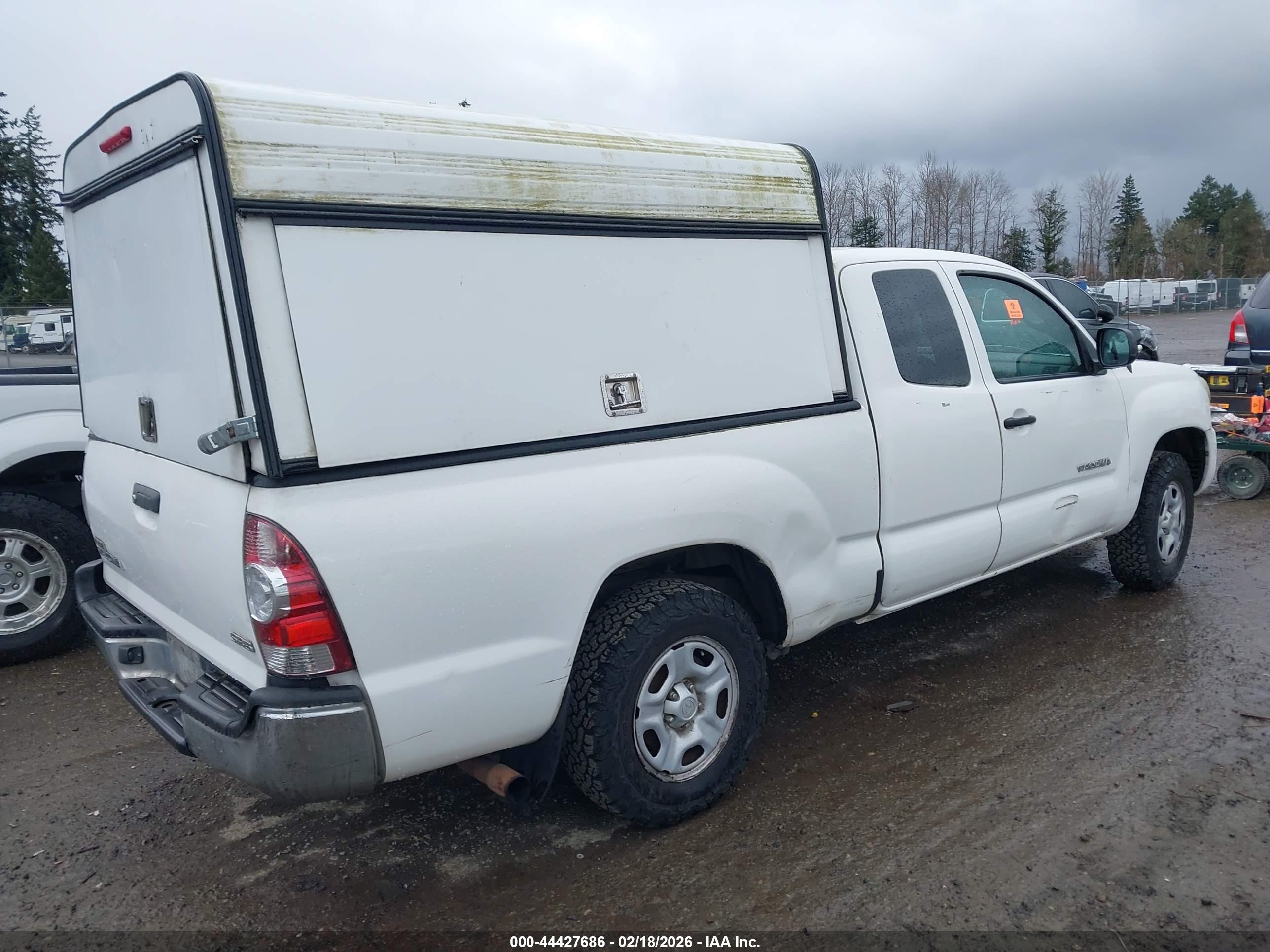 TOYOTA TACOMA image 4