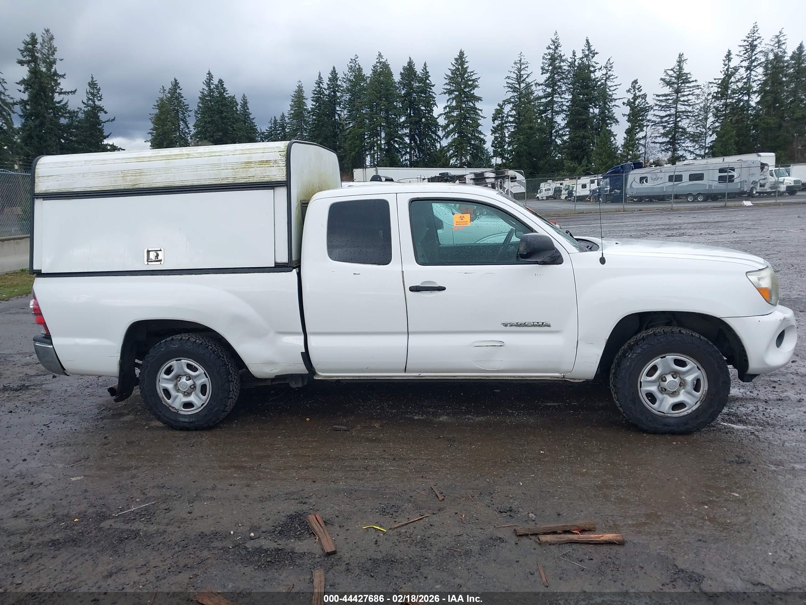 TOYOTA TACOMA image 6