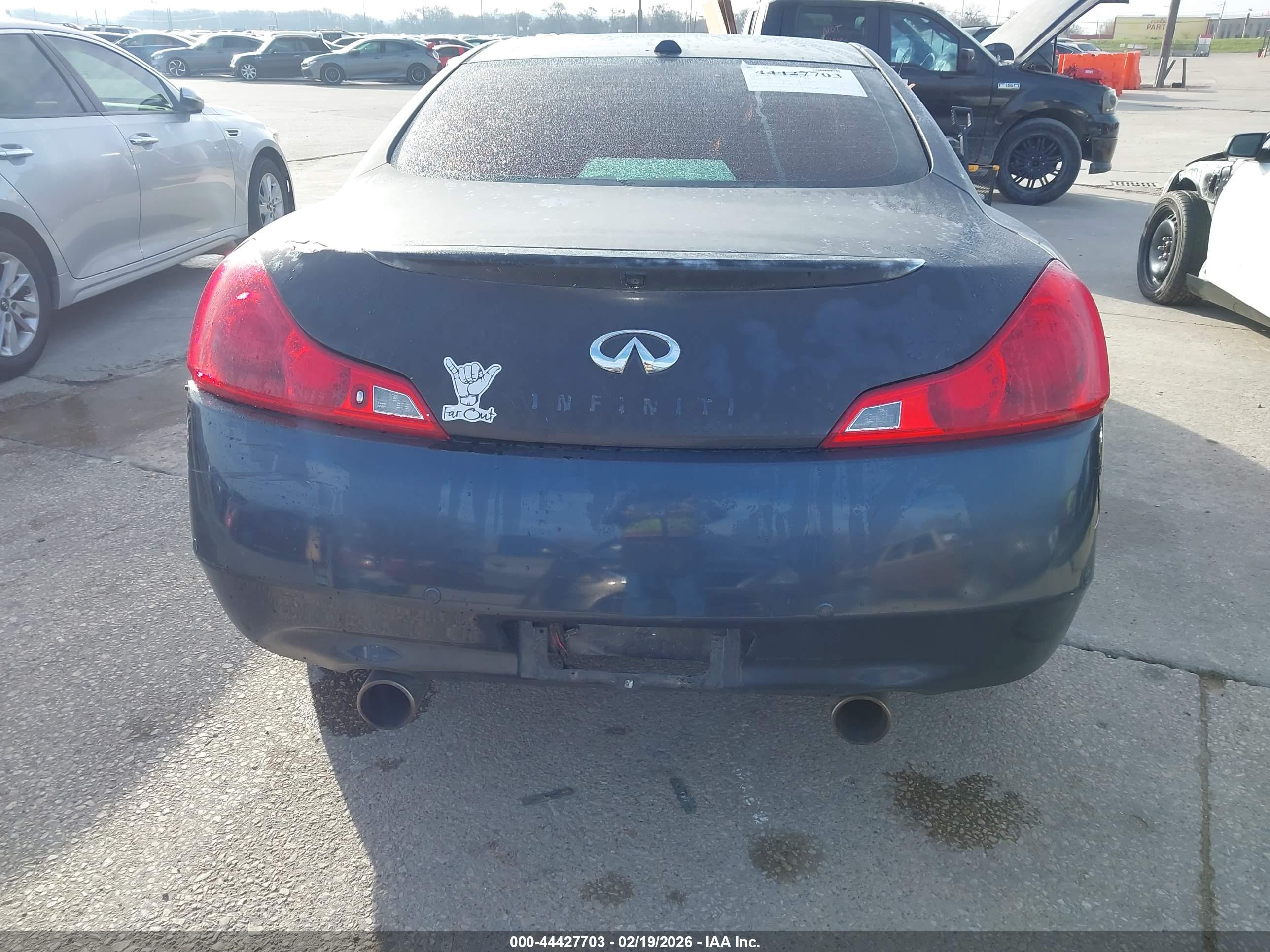 INFINITI G37 image 6