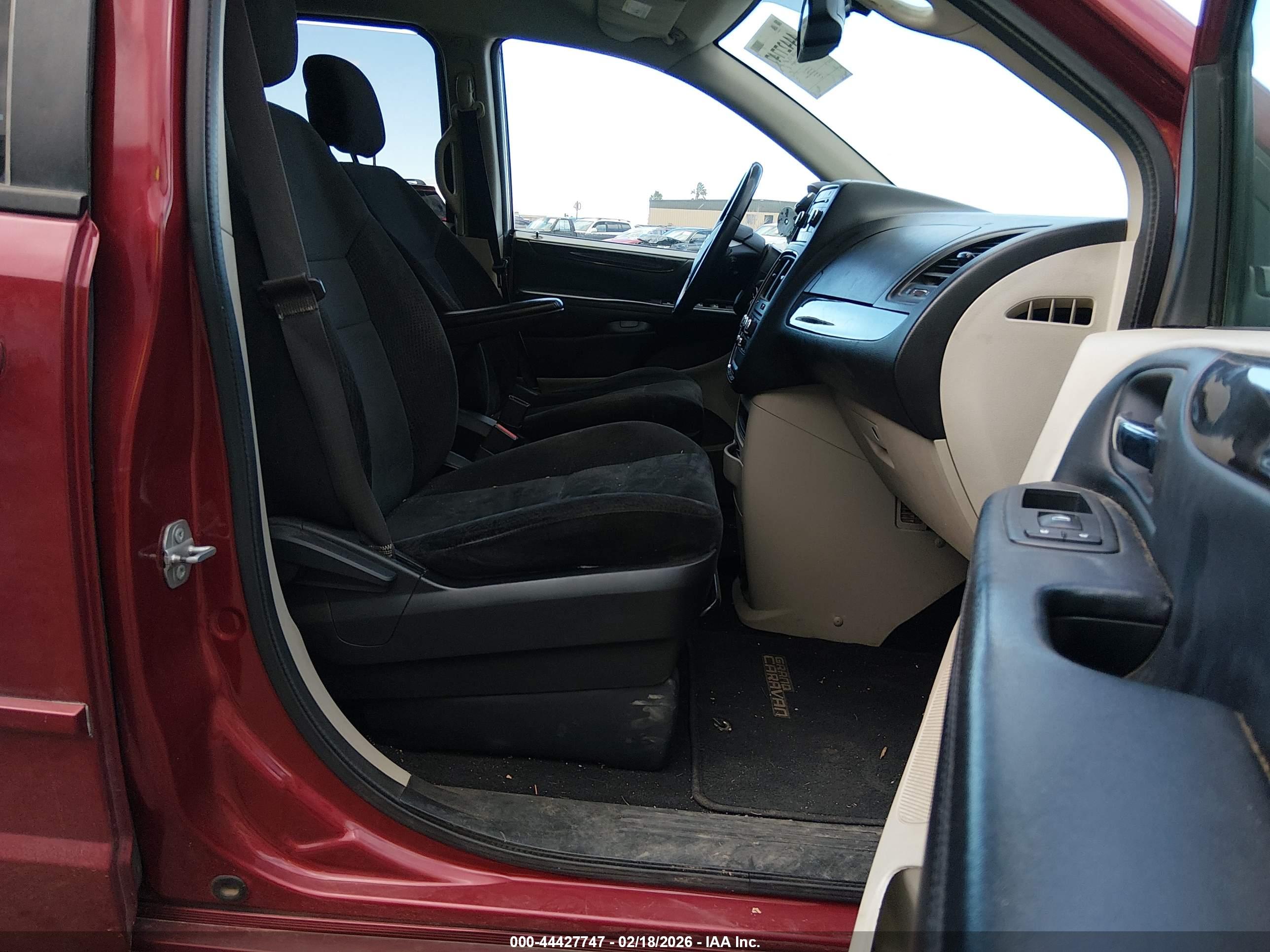 DODGE GRAND image 5