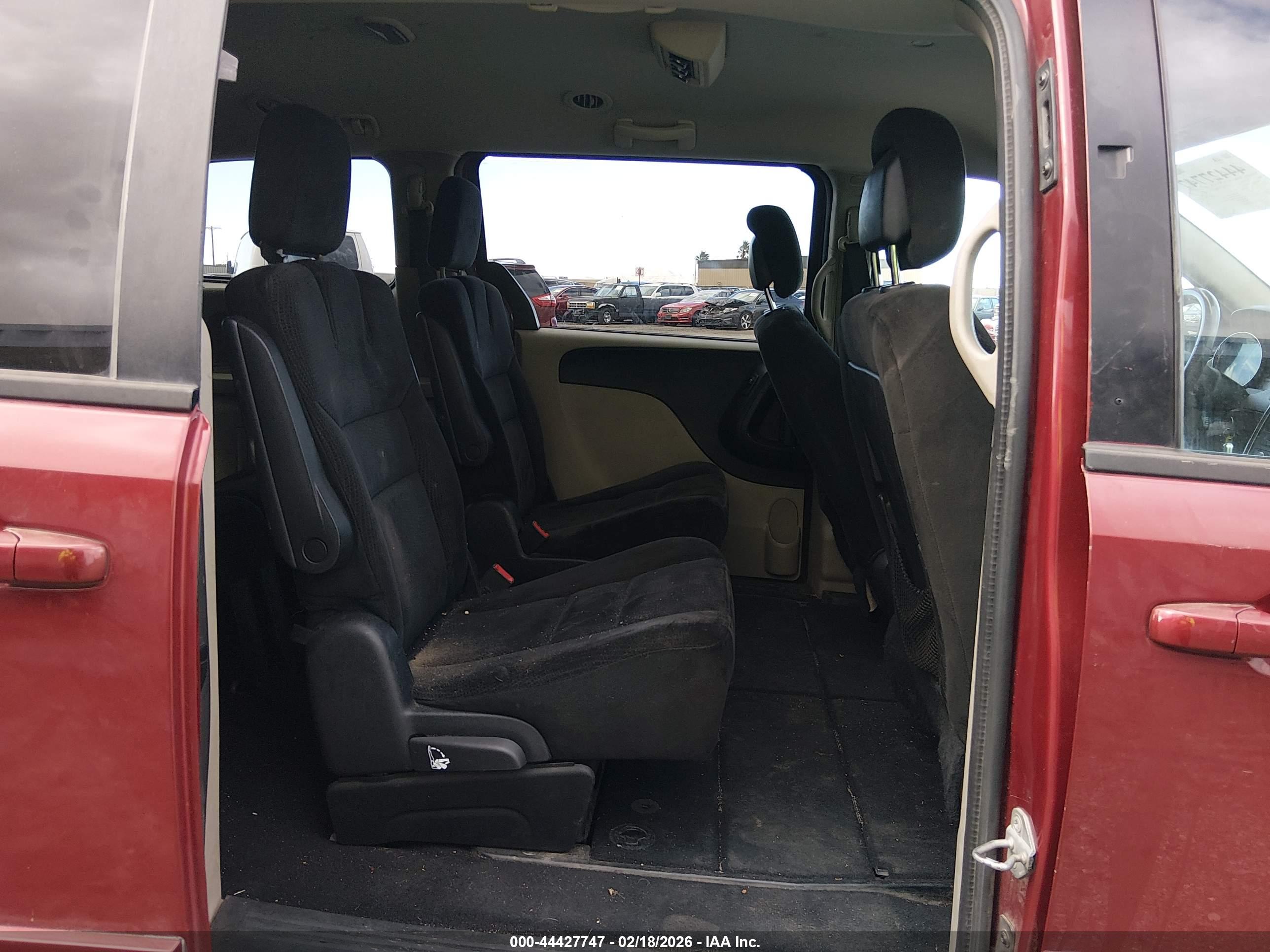 DODGE GRAND image 8