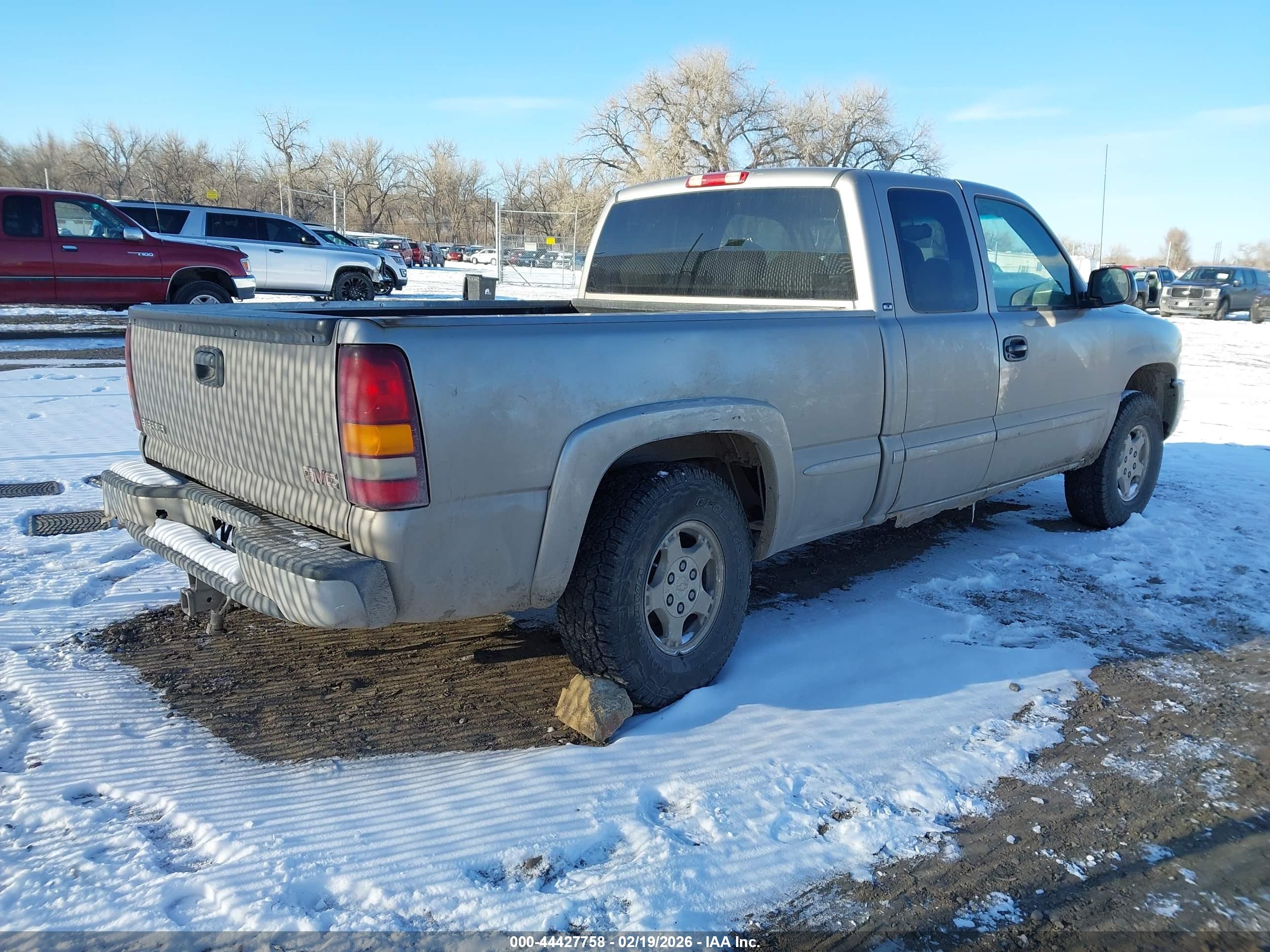 GMC SIERRA image 4