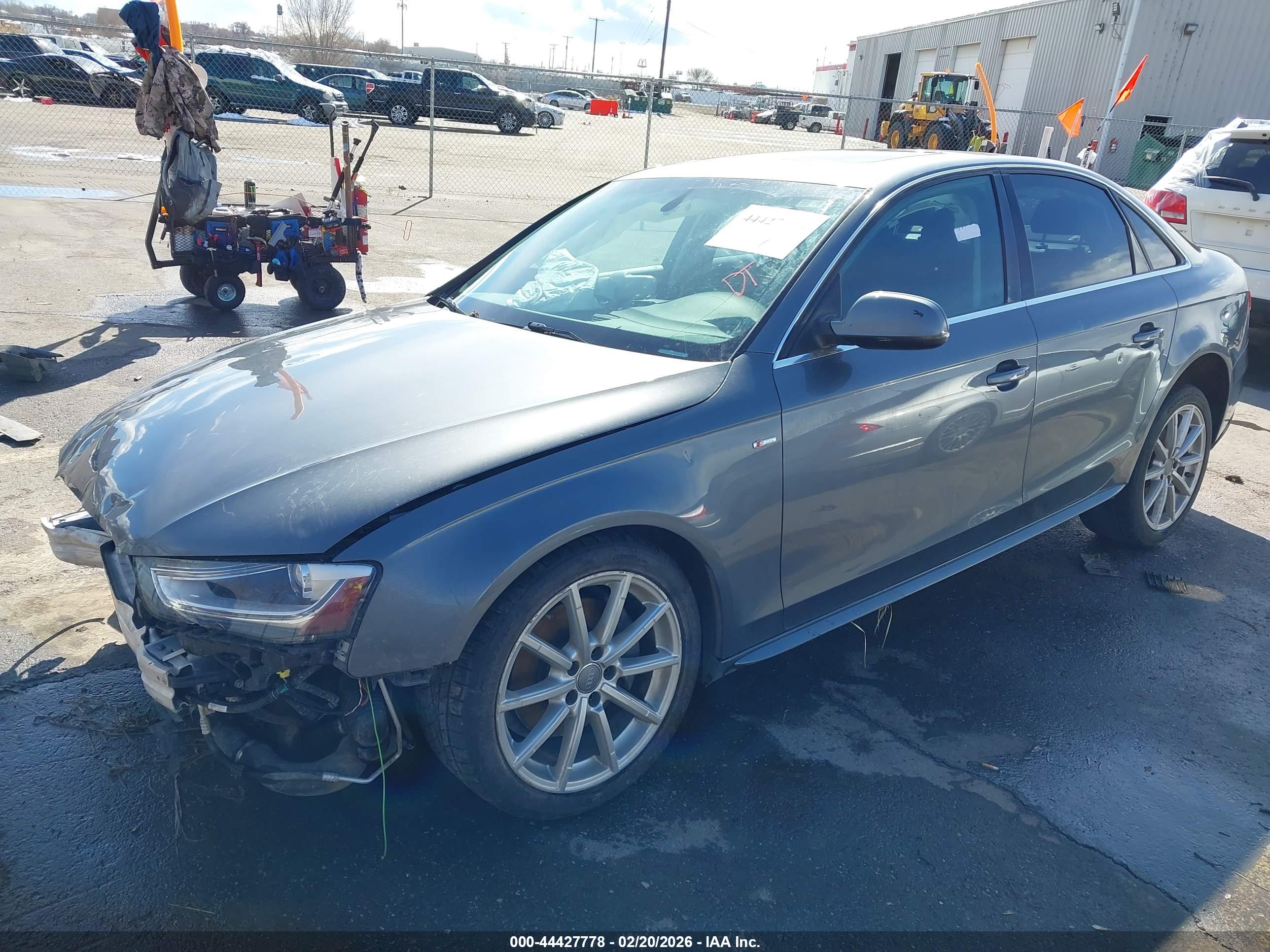 AUDI A4 image 2