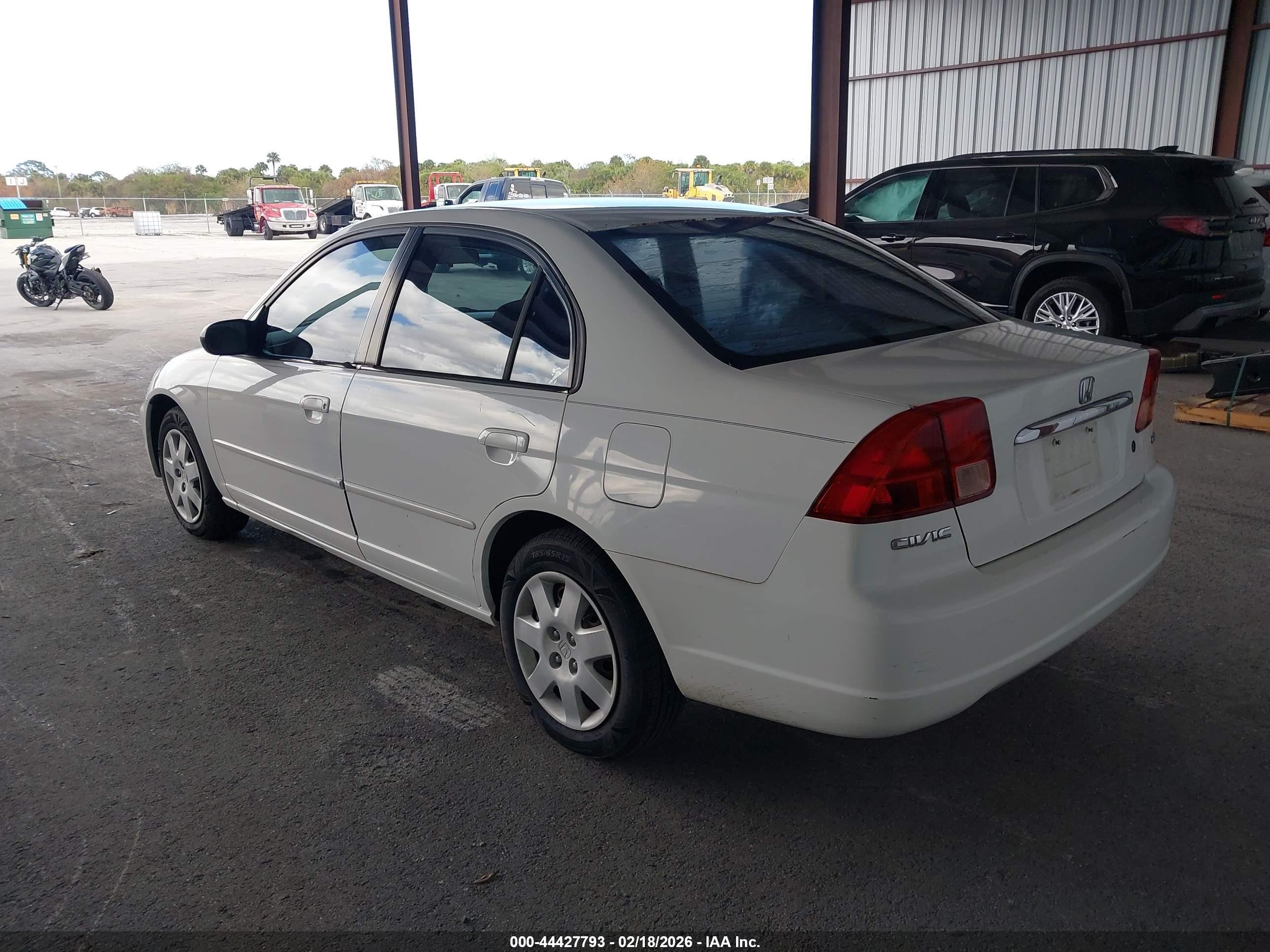 HONDA CIVIC image 3