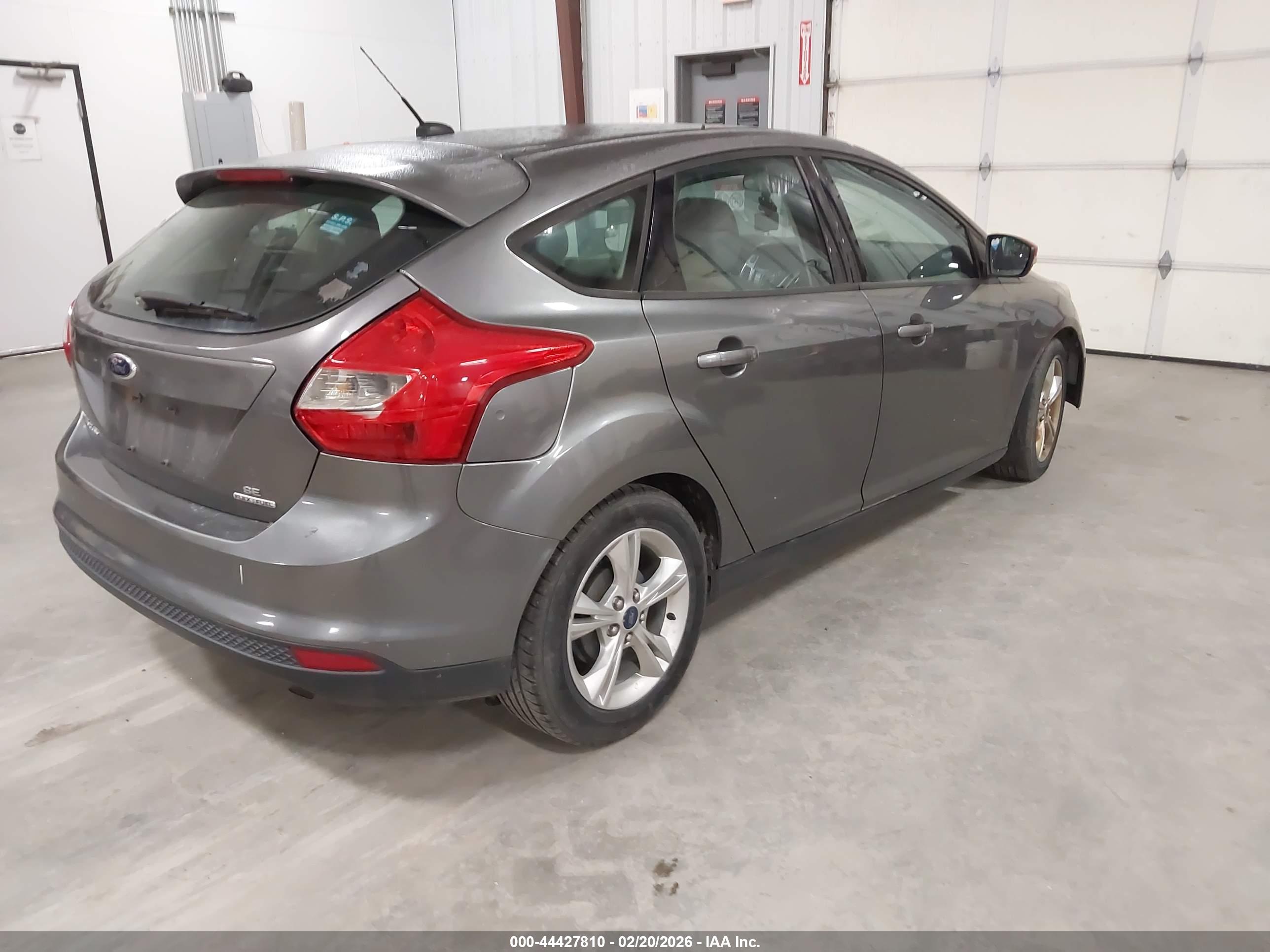 FORD FOCUS image 4