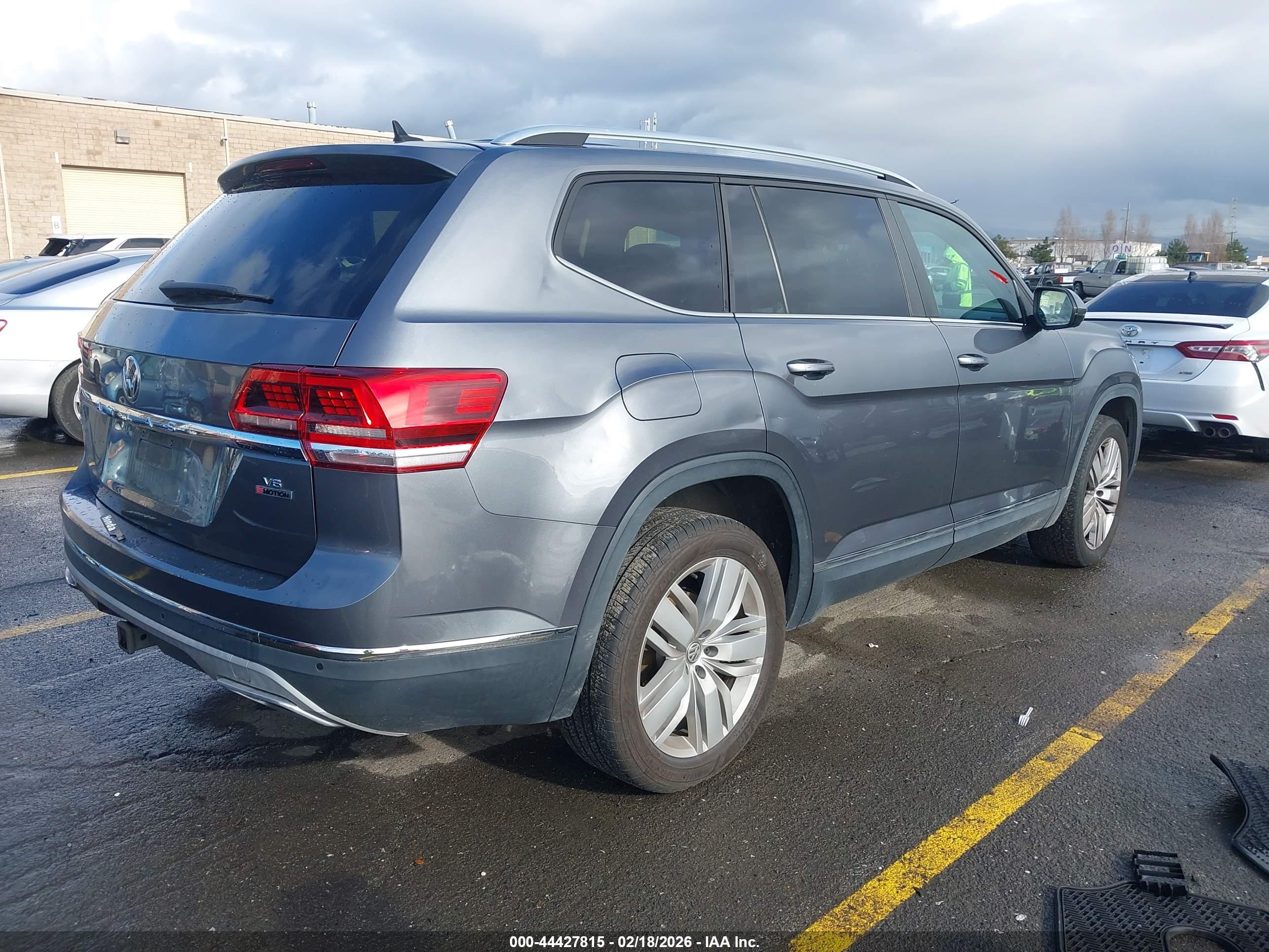 VOLKSWAGEN ATLAS image 4