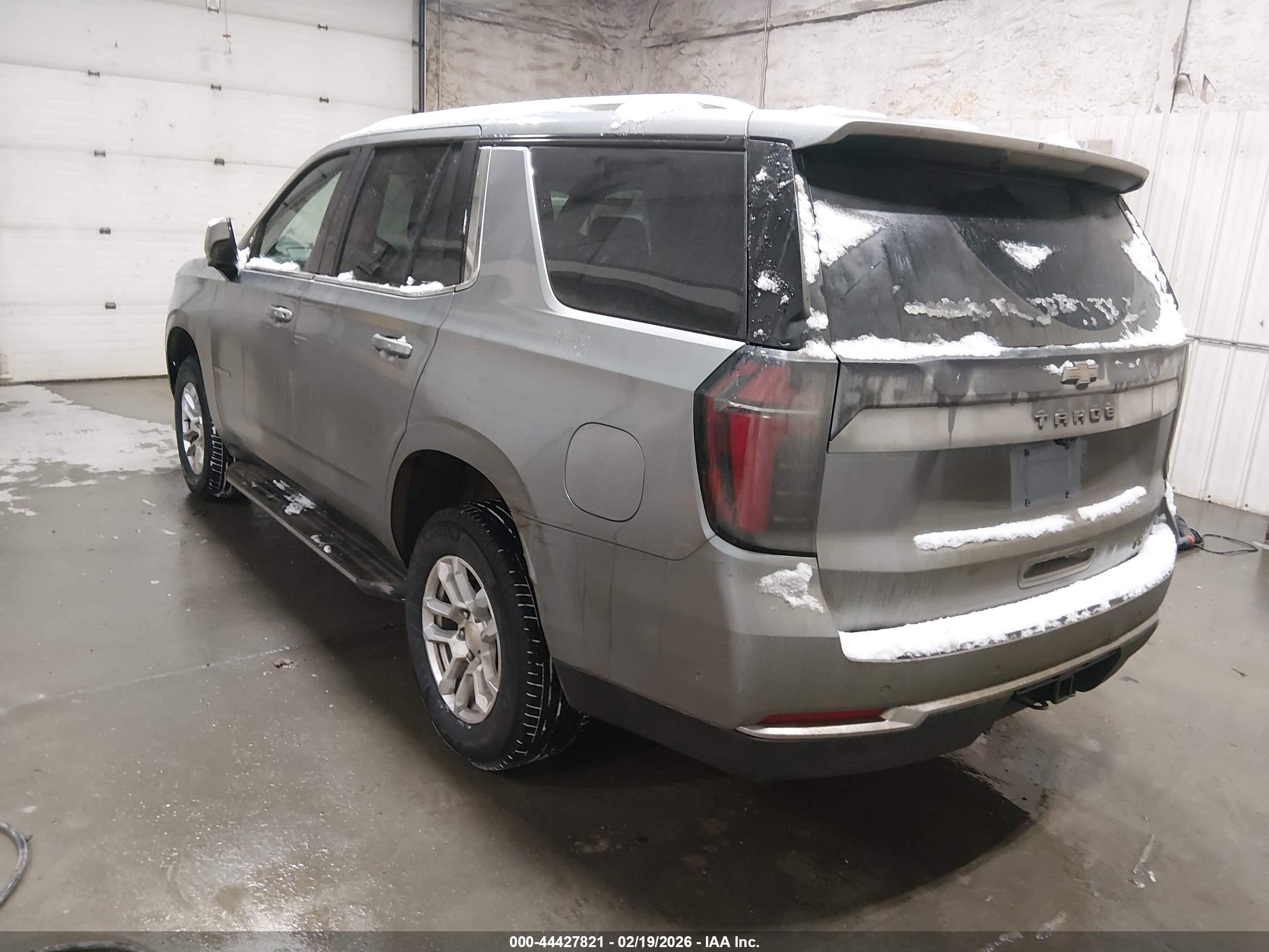 CHEVROLET TAHOE image 3