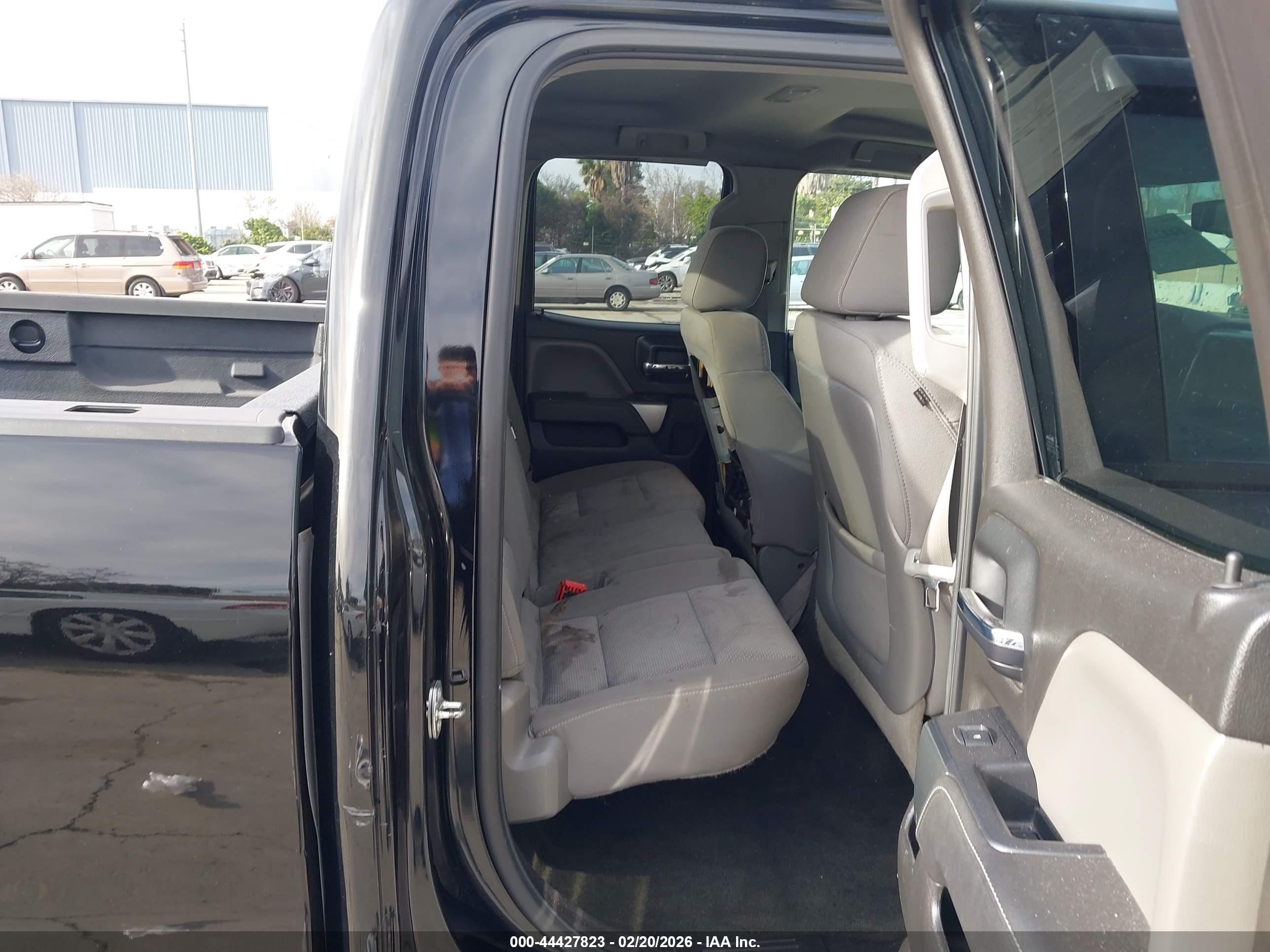 CHEVROLET SILVERADO image 8