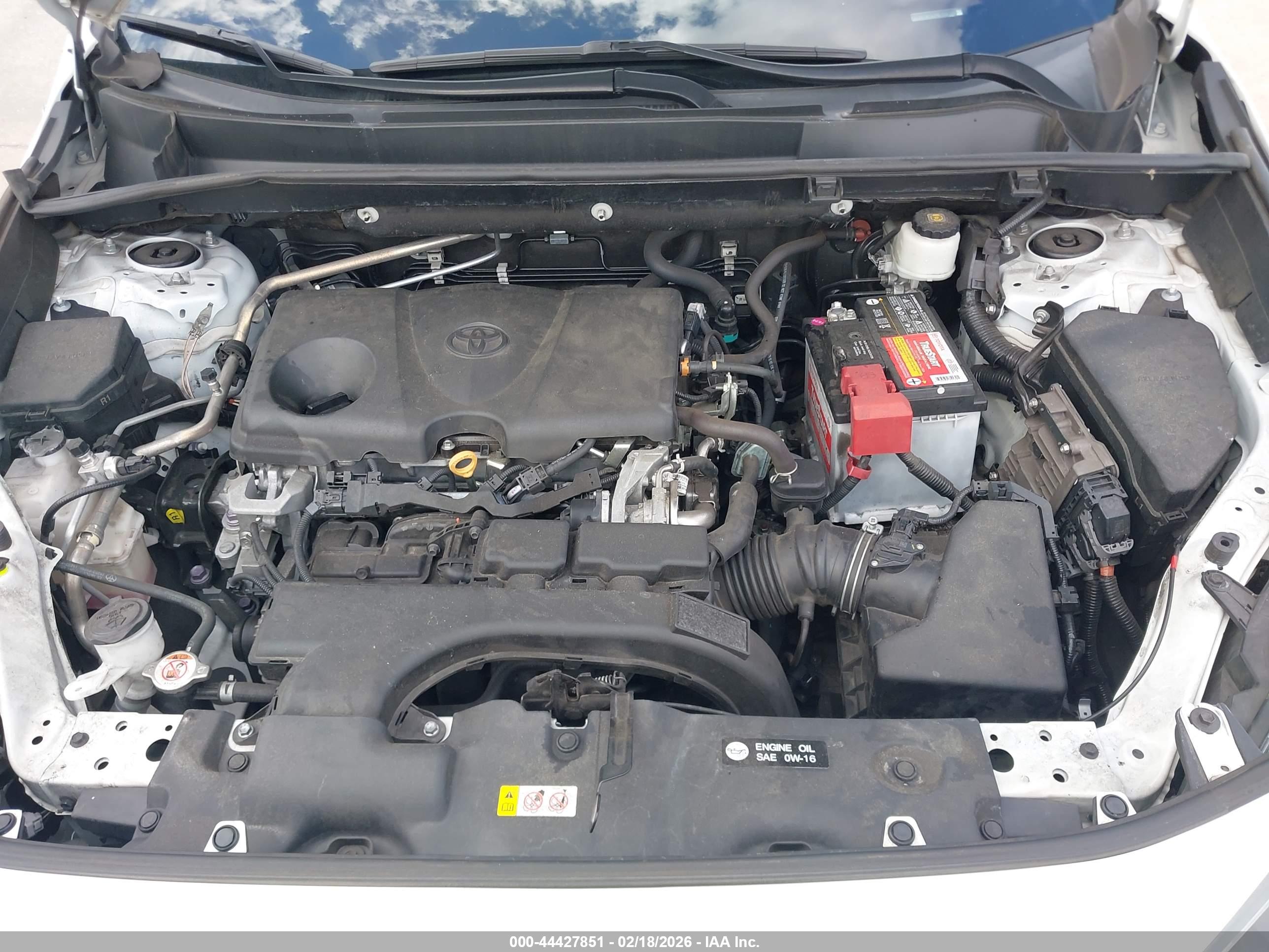 TOYOTA RAV4 image 10
