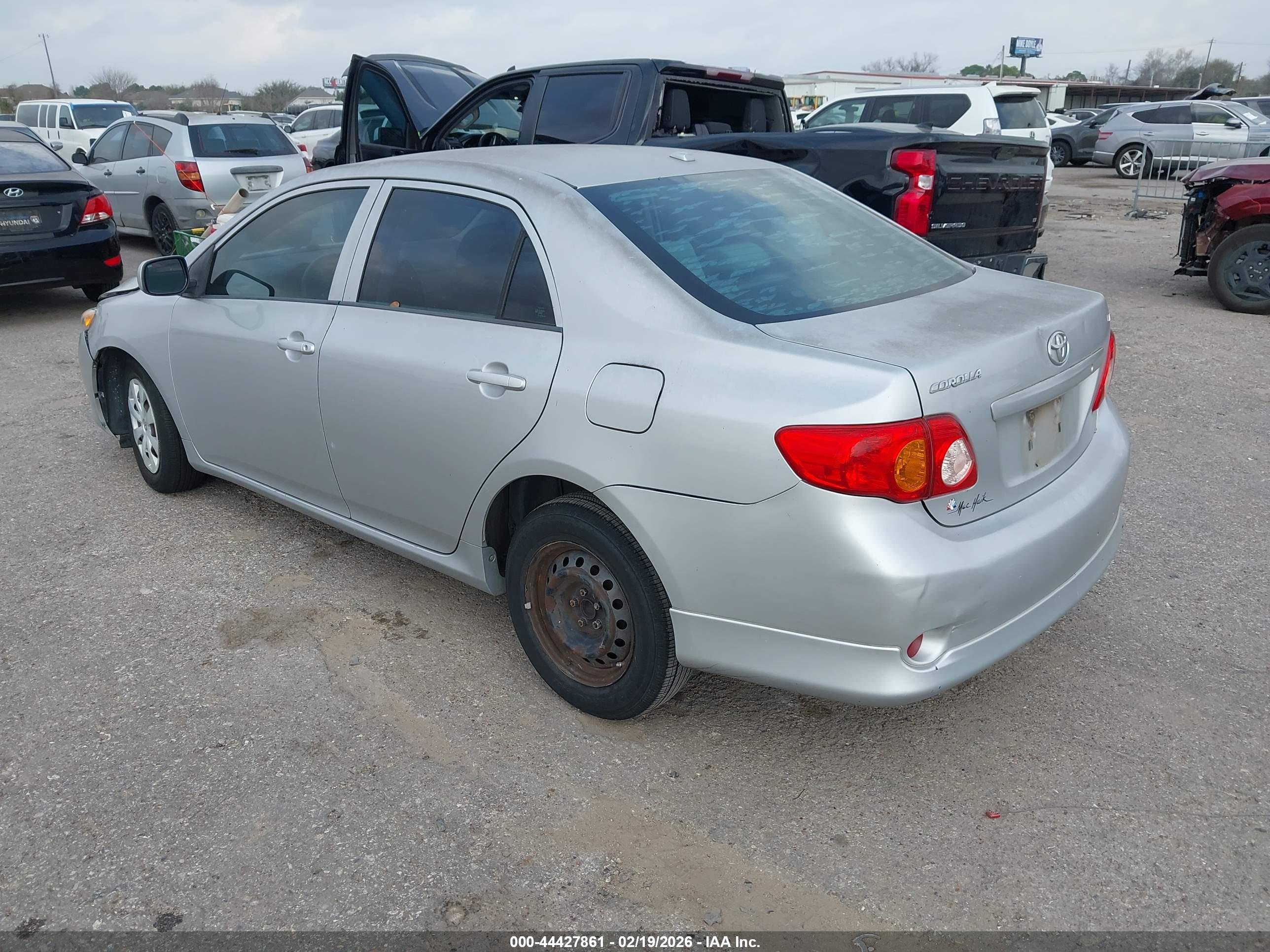 TOYOTA COROLLA image 3