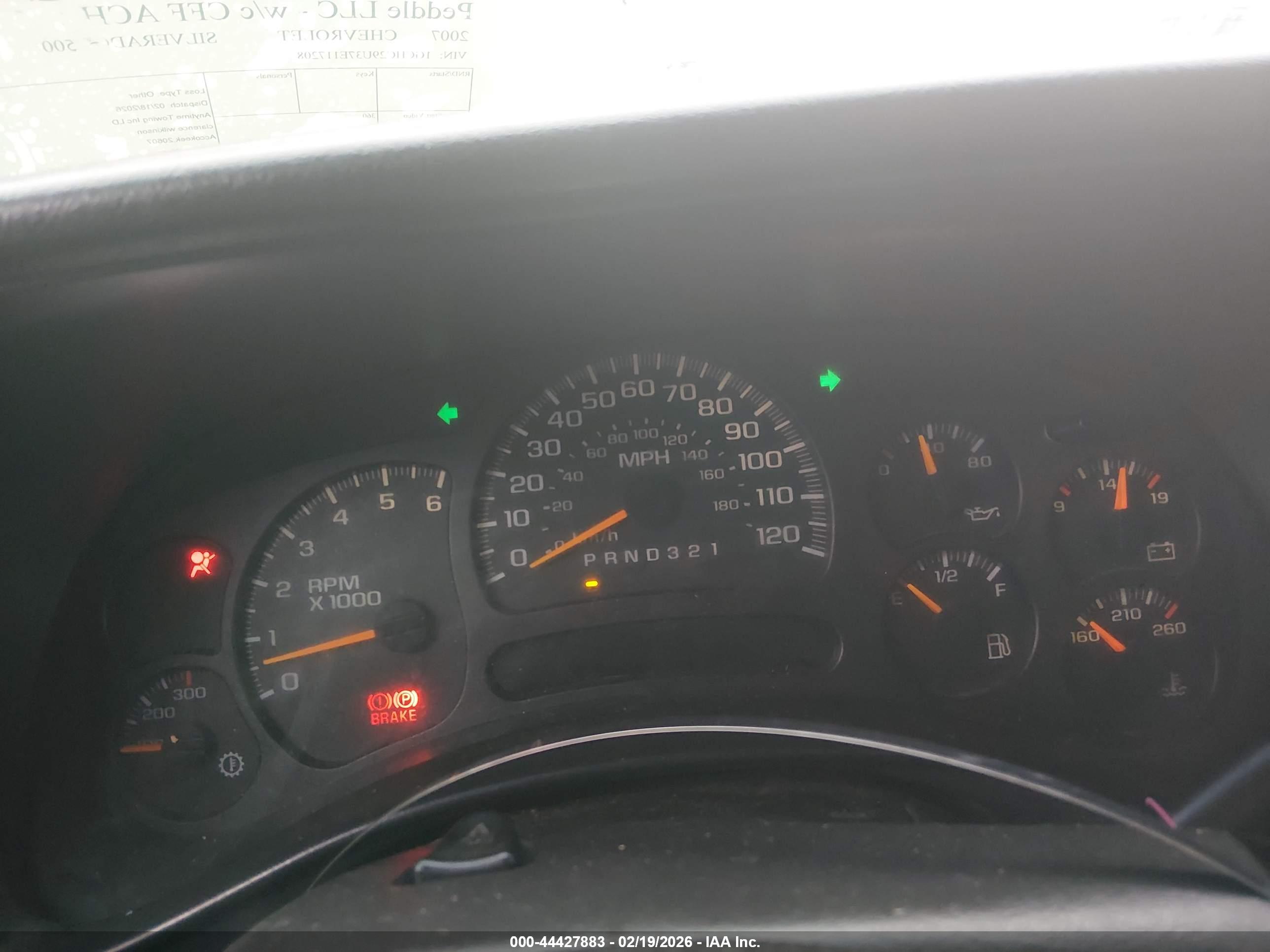 CHEVROLET SILVERADO image 7
