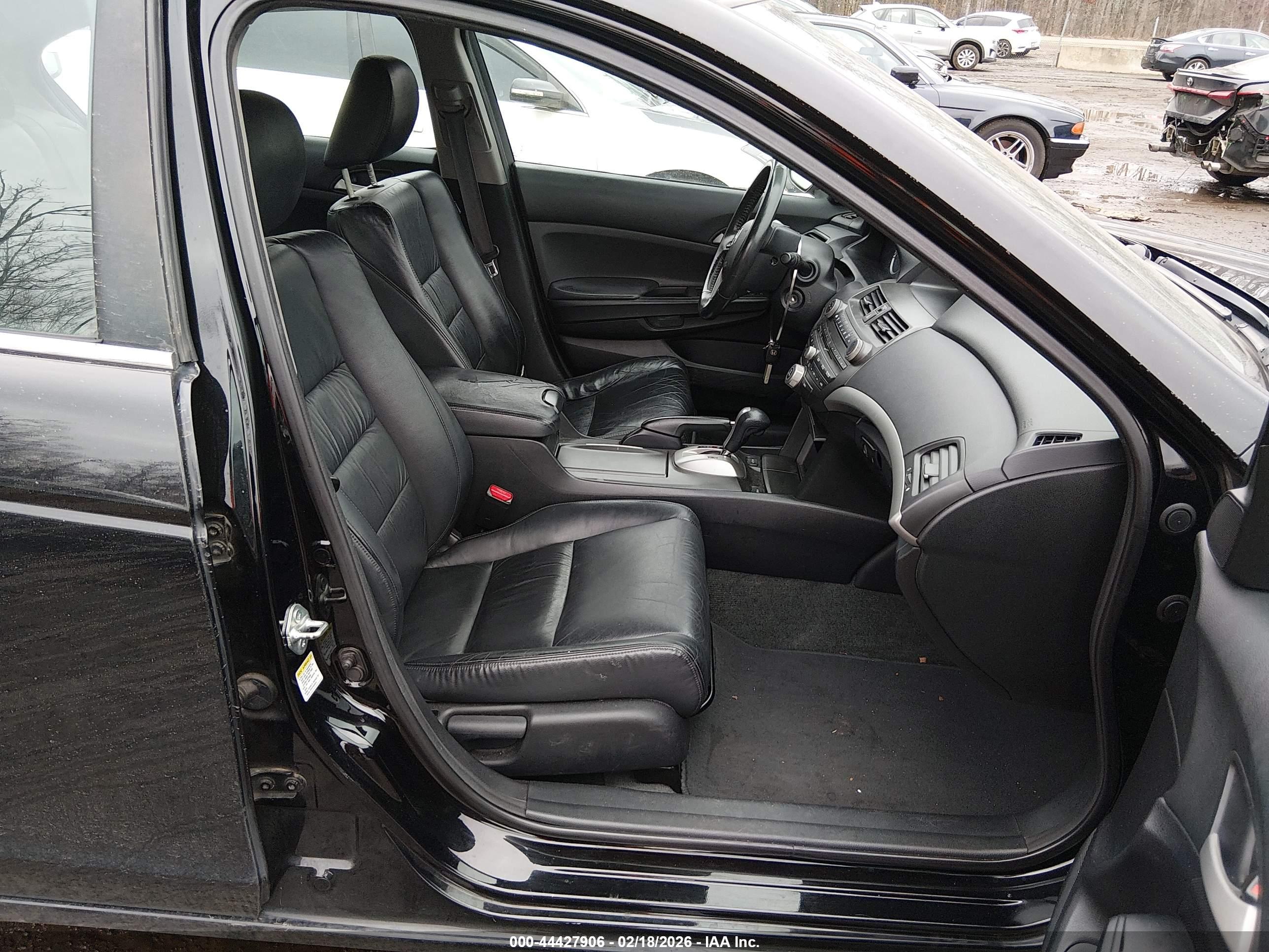 HONDA ACCORD image 5