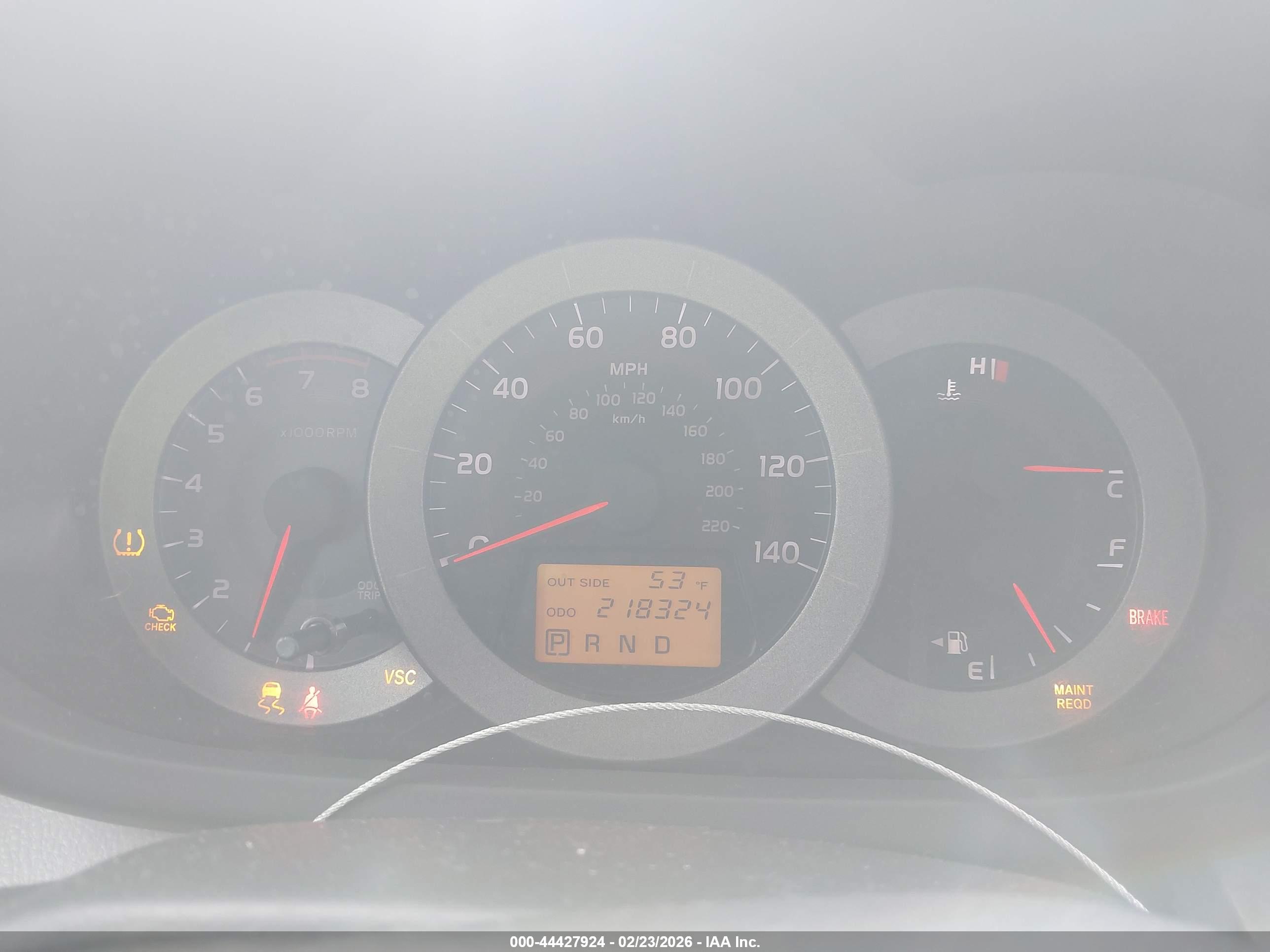 TOYOTA RAV4 image 7